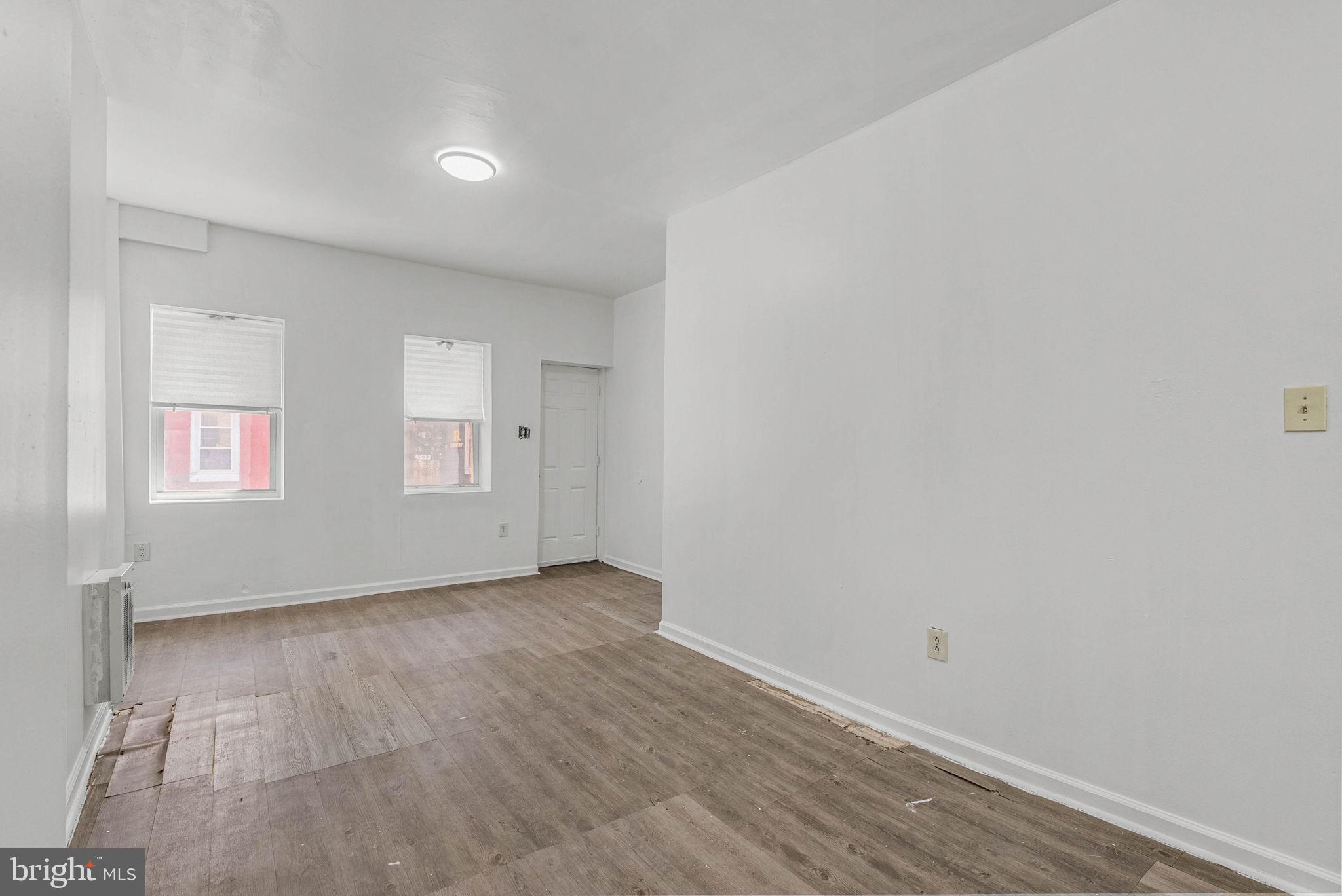LOGAN - Residential