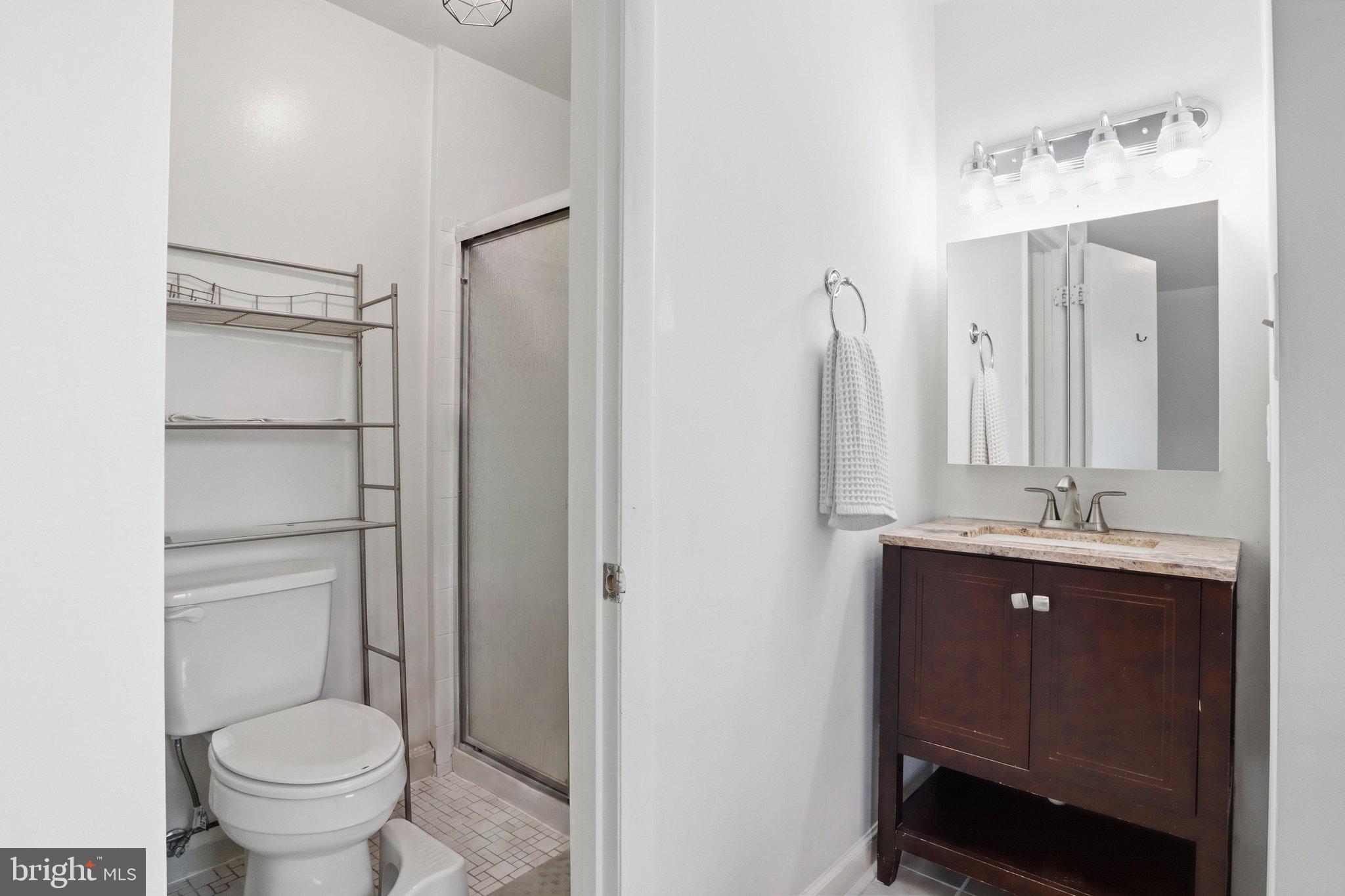WILLIAMSTOWN - Residential