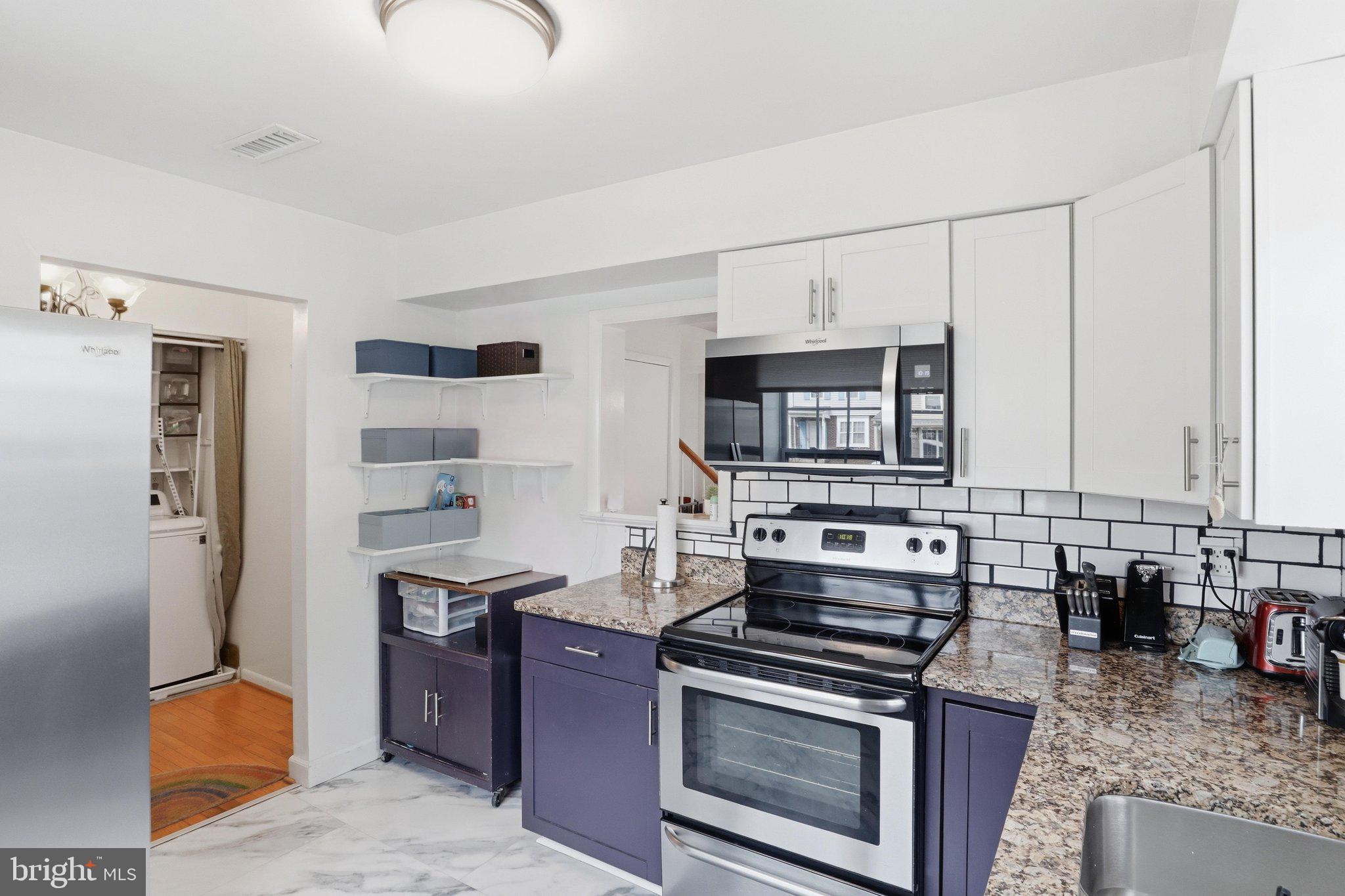 WILLIAMSTOWN - Residential