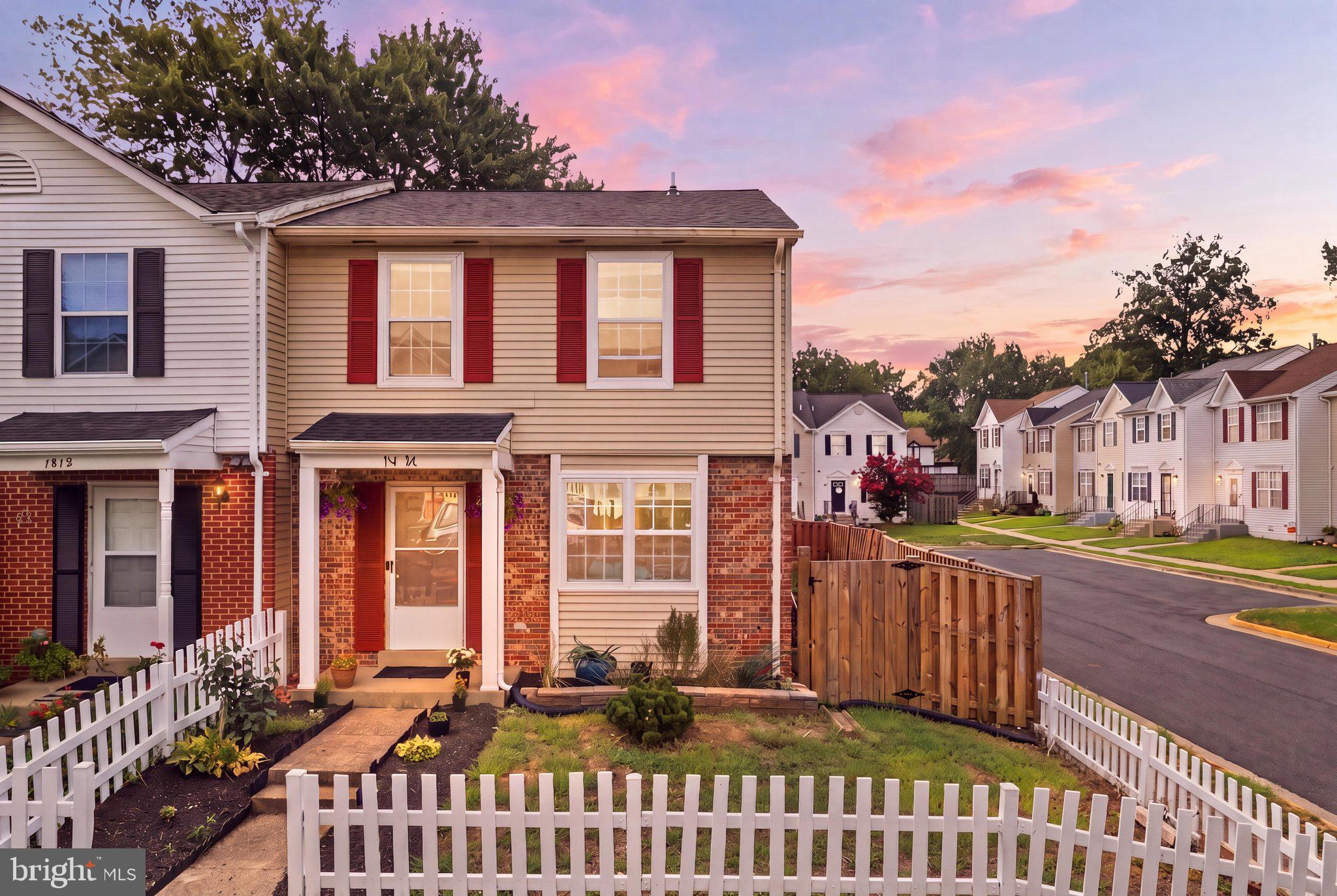 WILLIAMSTOWN - Residential