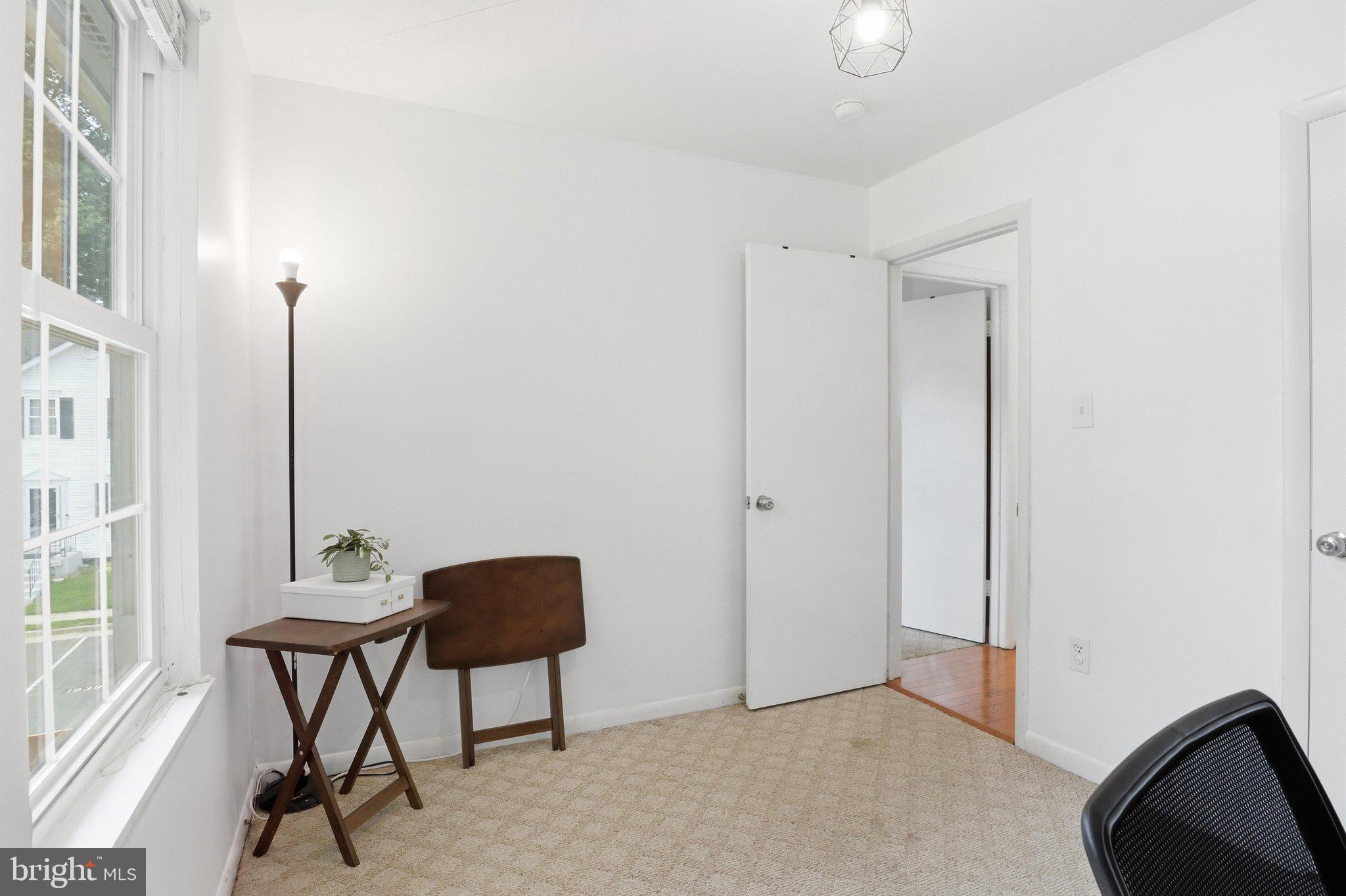 WILLIAMSTOWN - Residential