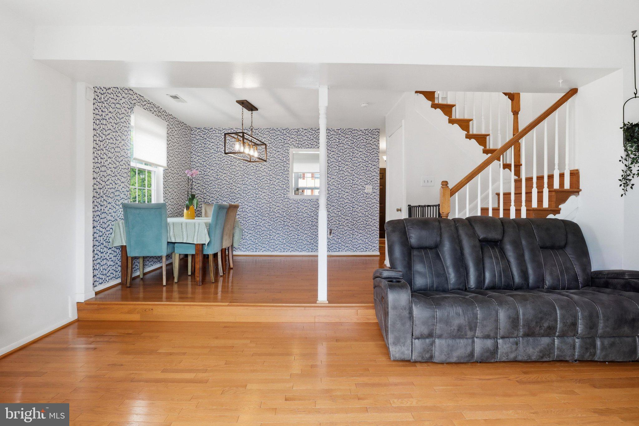 WILLIAMSTOWN - Residential