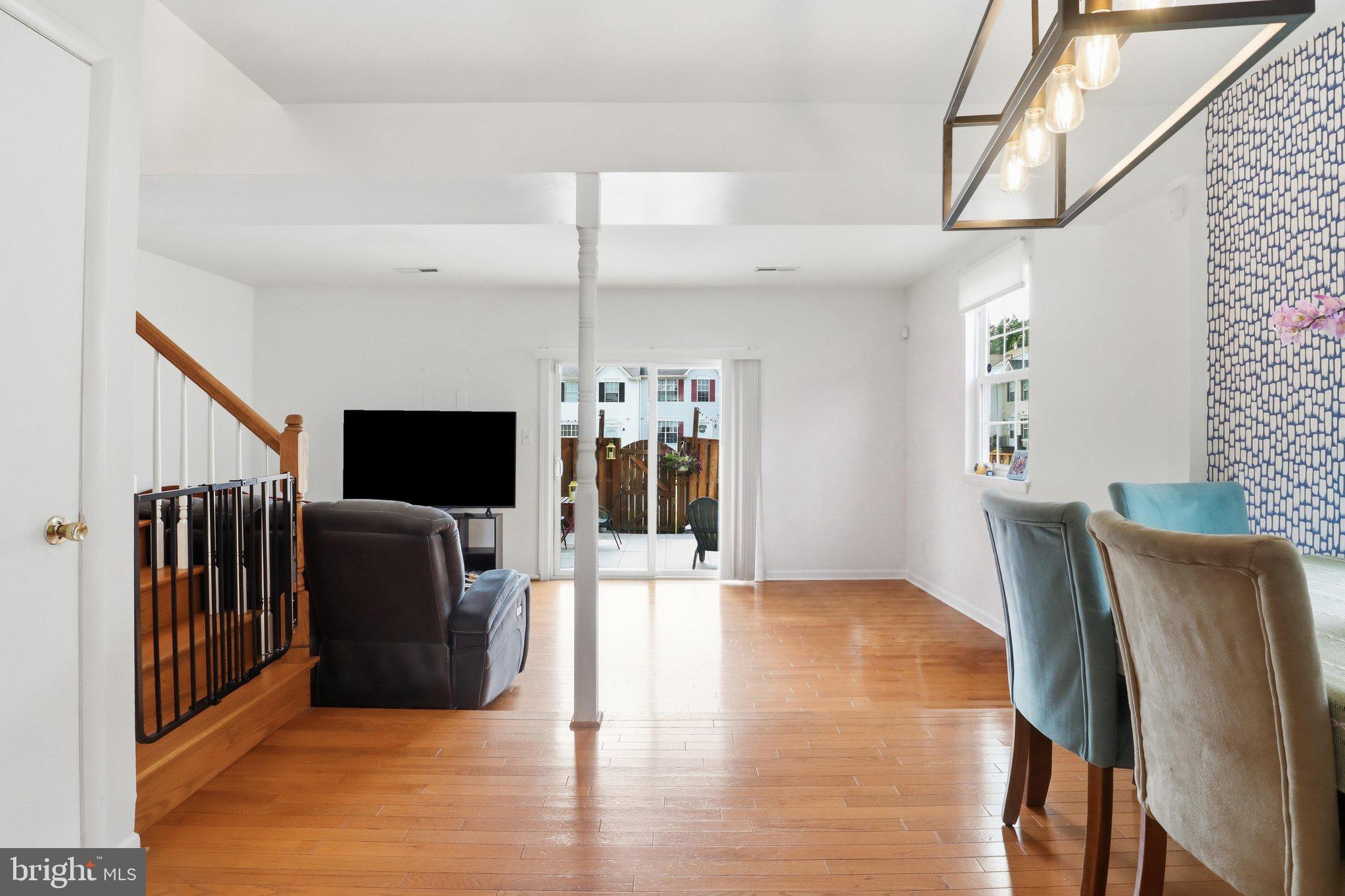 WILLIAMSTOWN - Residential