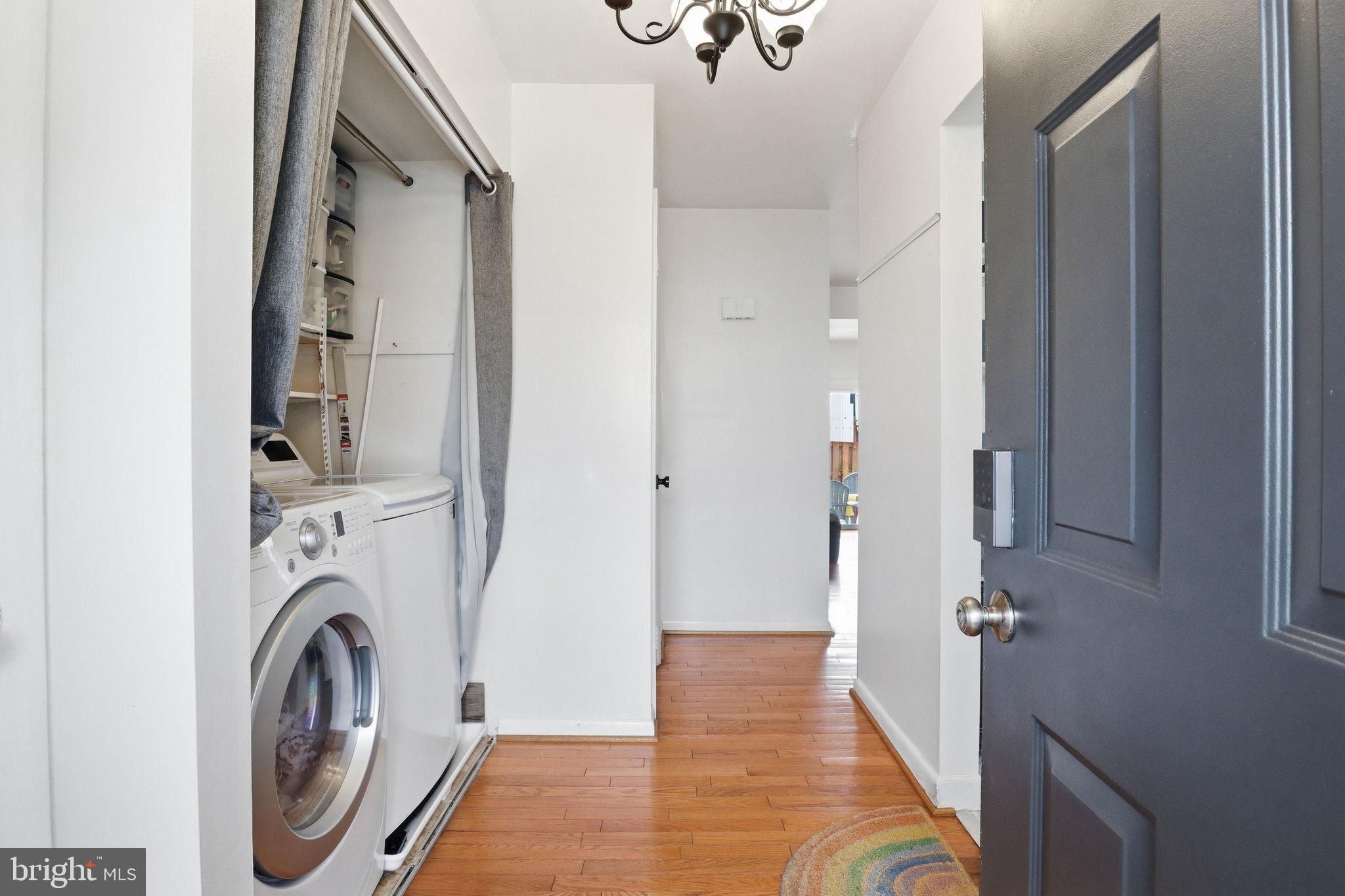 WILLIAMSTOWN - Residential