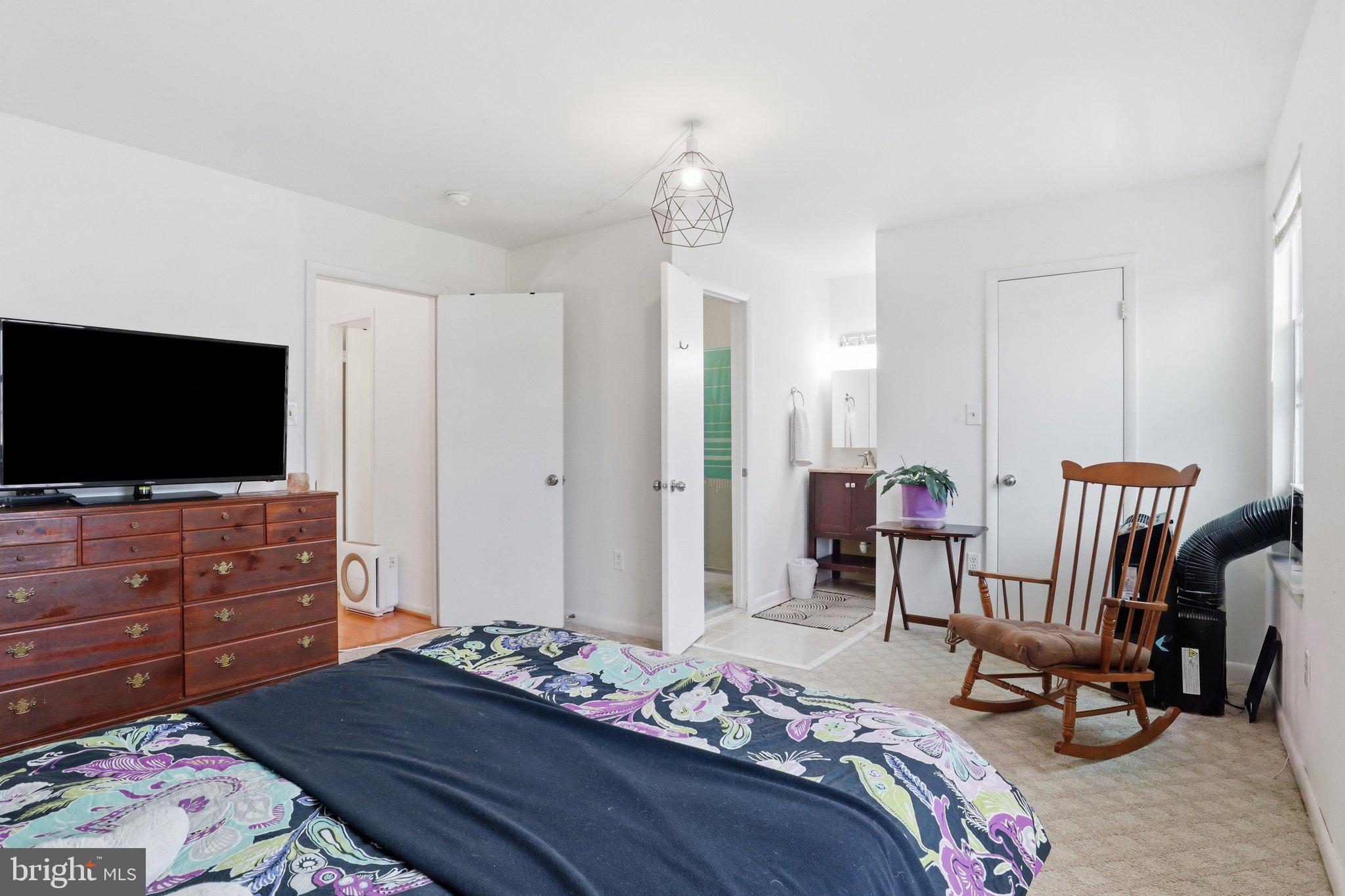WILLIAMSTOWN - Residential