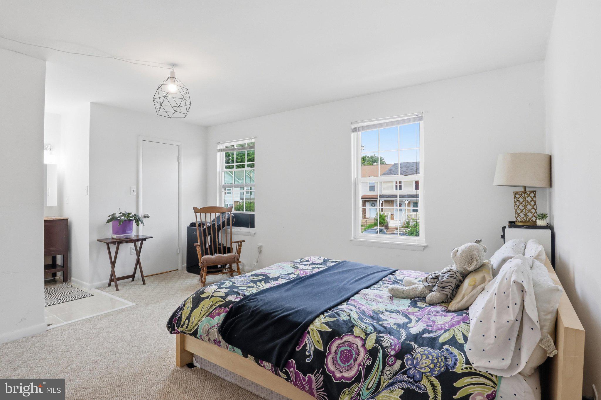 WILLIAMSTOWN - Residential