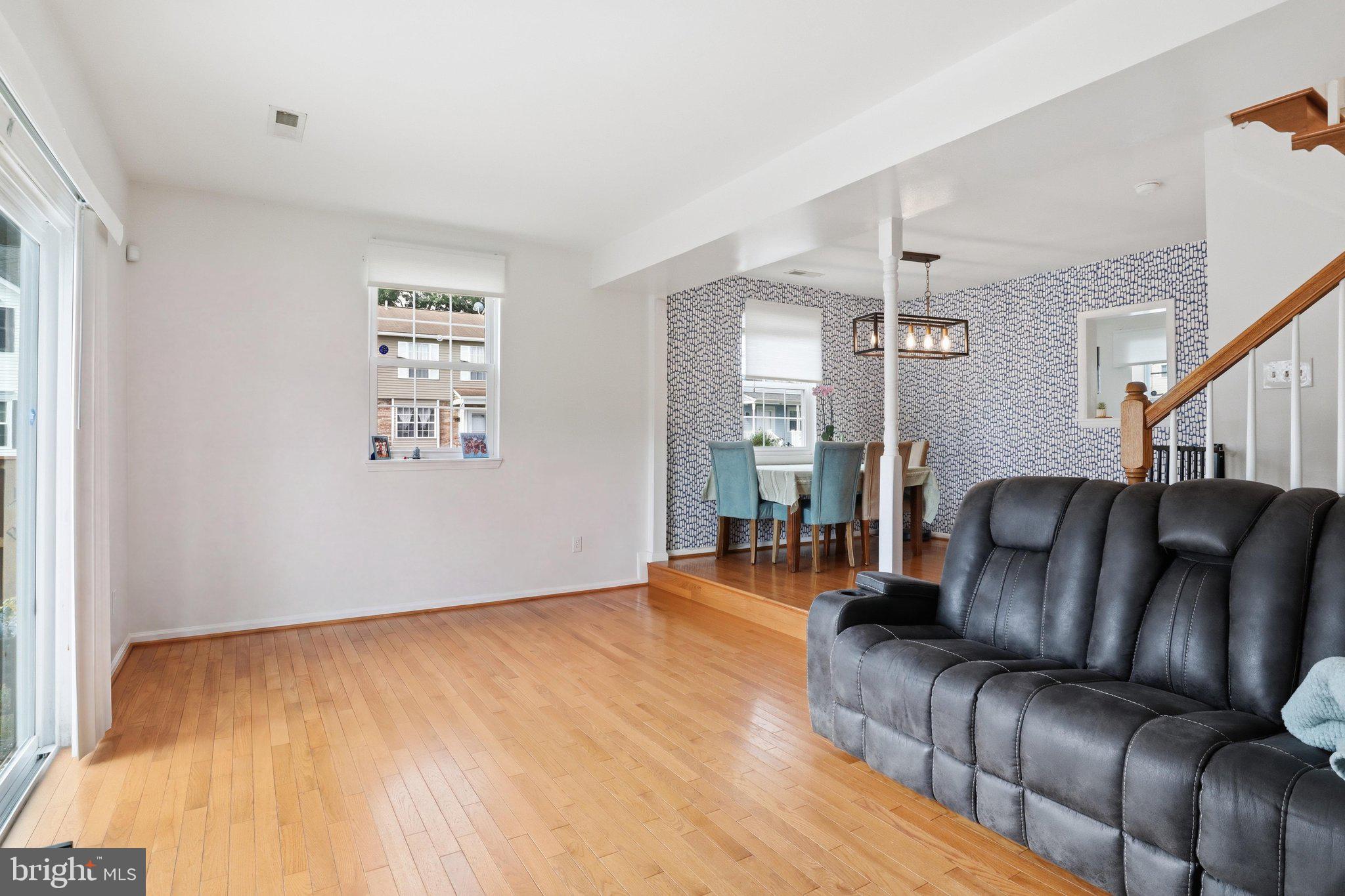 WILLIAMSTOWN - Residential
