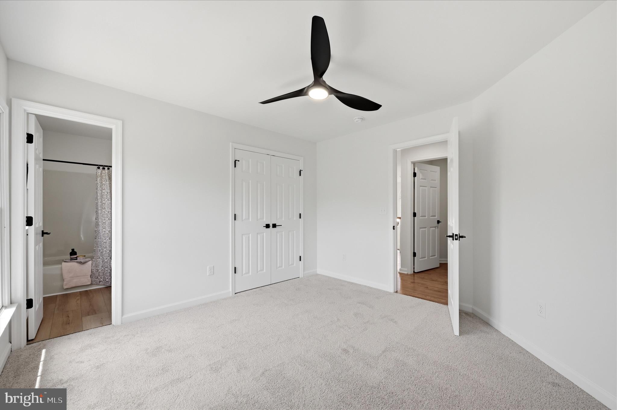 EASTLAND - Residential
