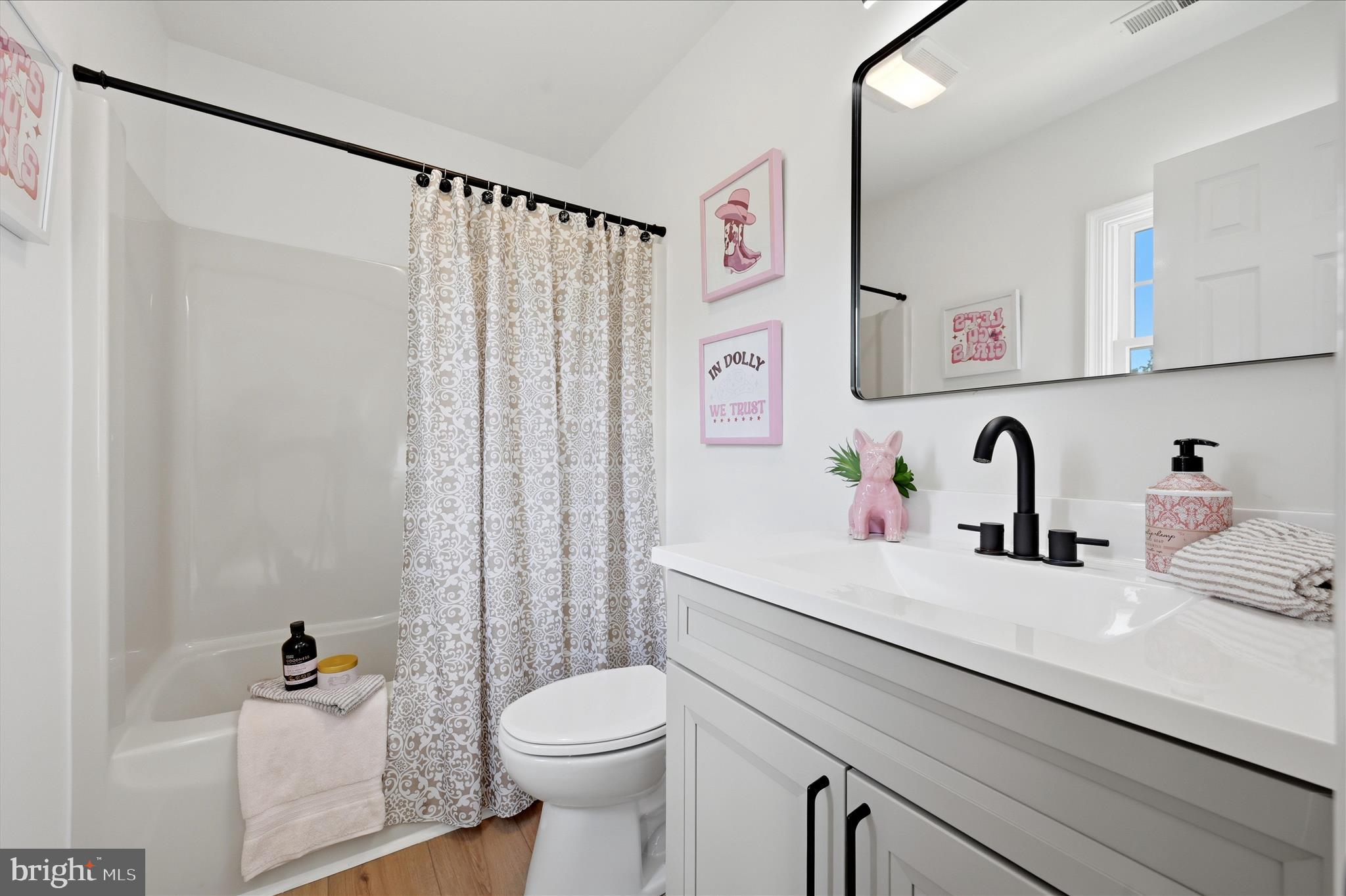 EASTLAND - Residential