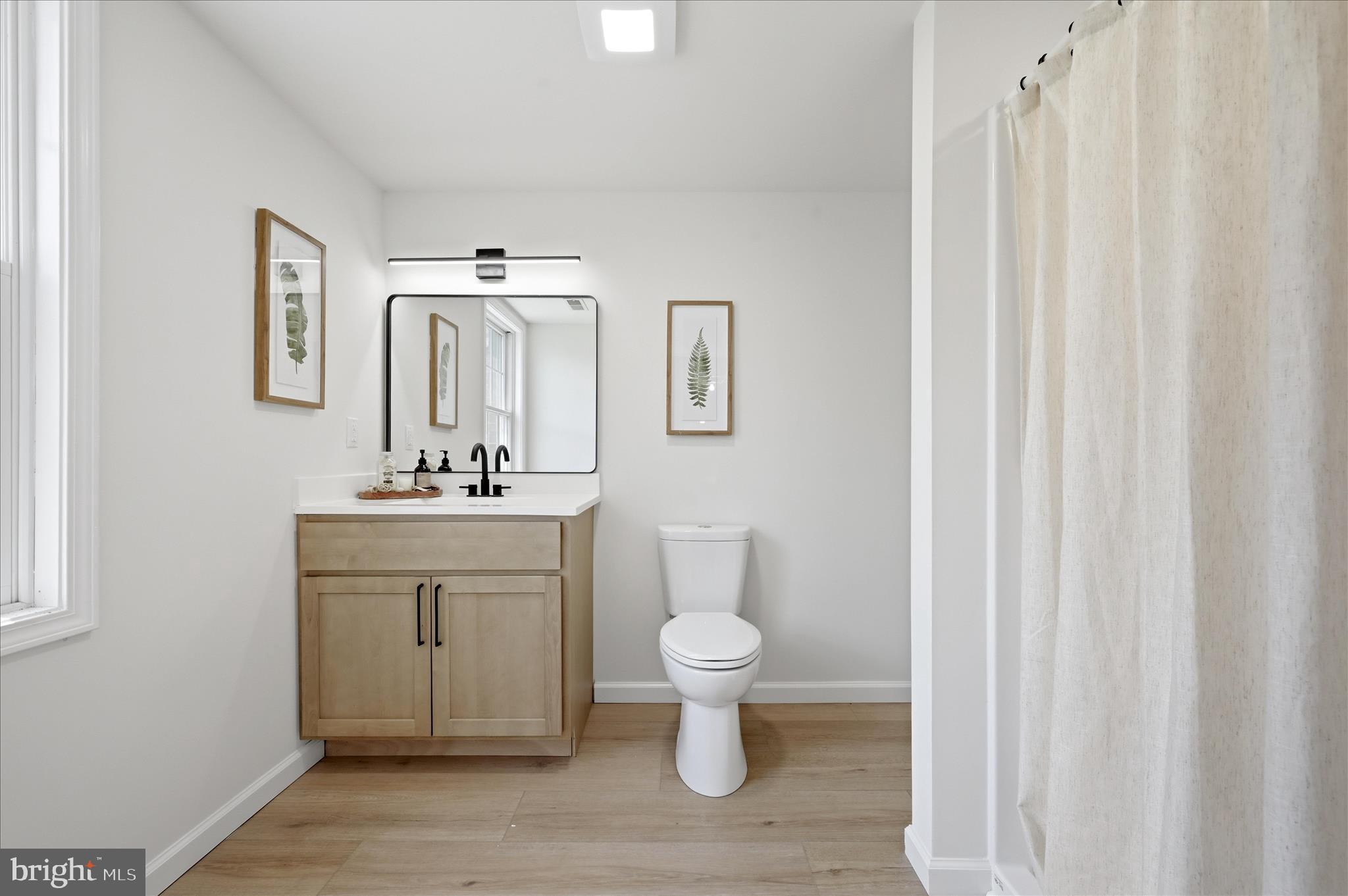 EASTLAND - Residential