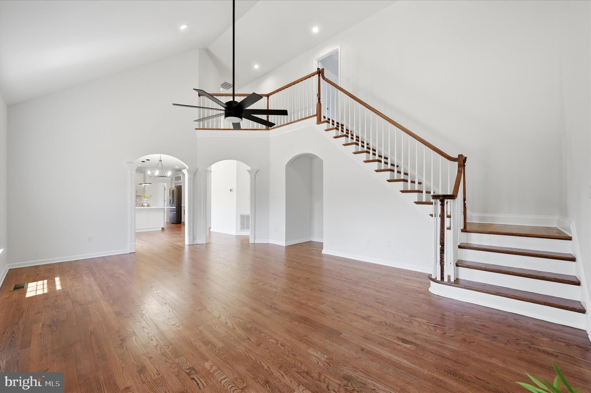 EASTLAND - Residential
