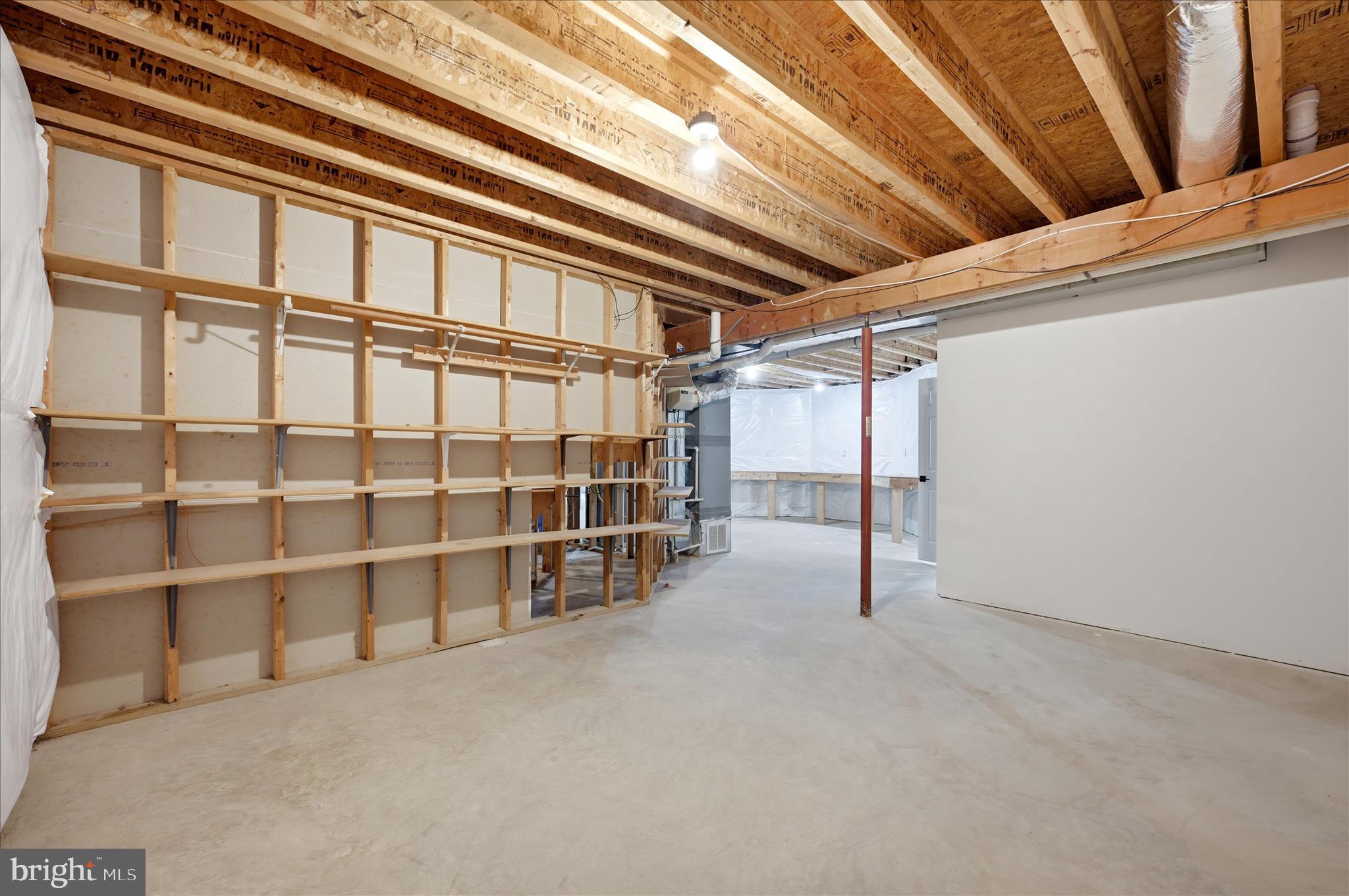 EASTLAND - Residential