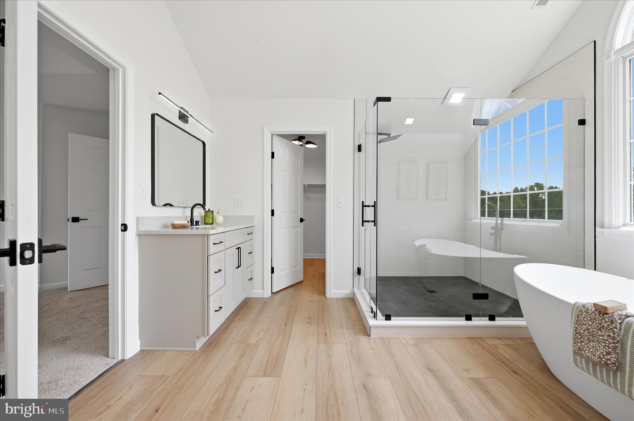 EASTLAND - Residential