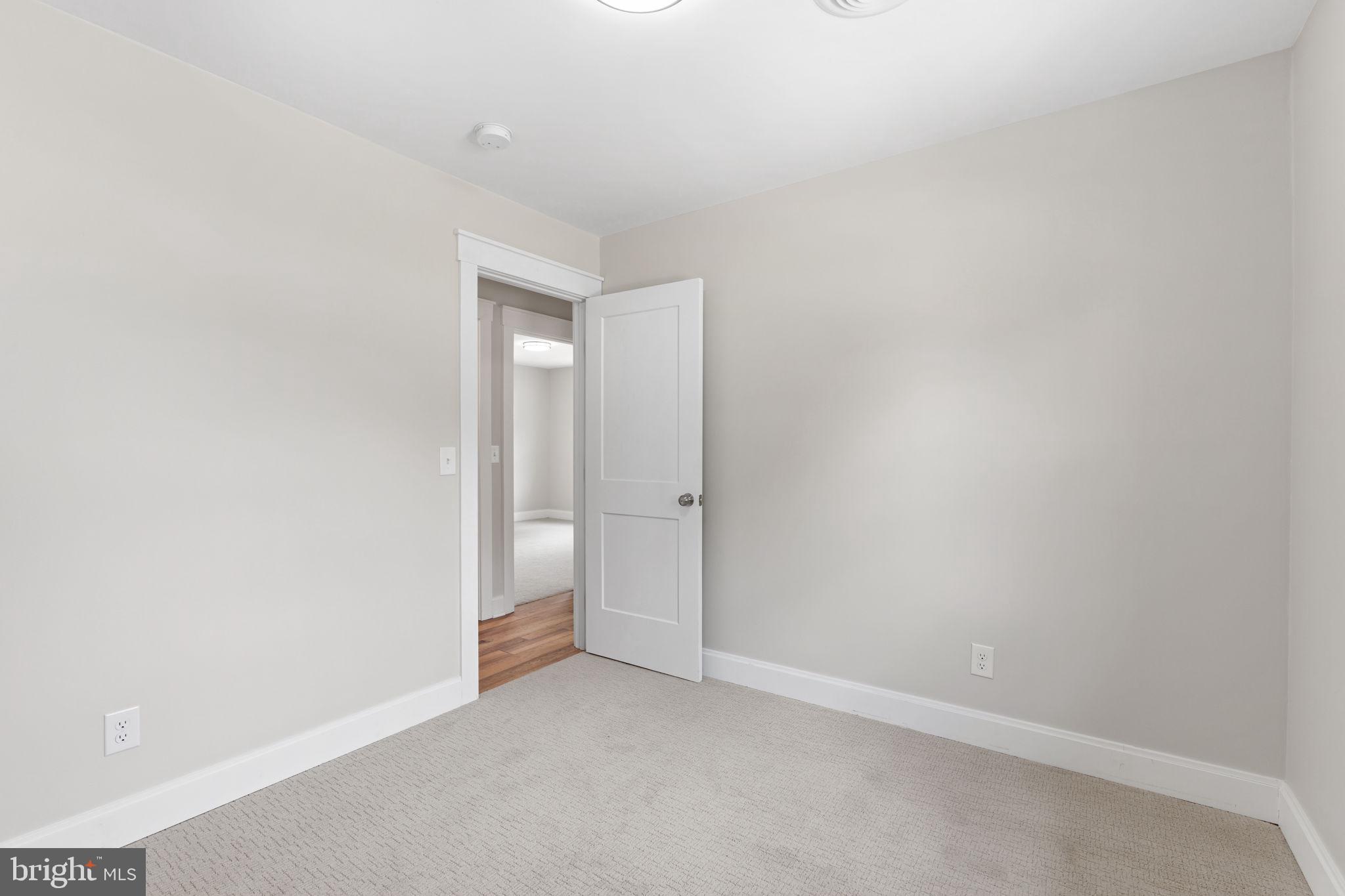 ST CLEMENTS WOOD - Residential