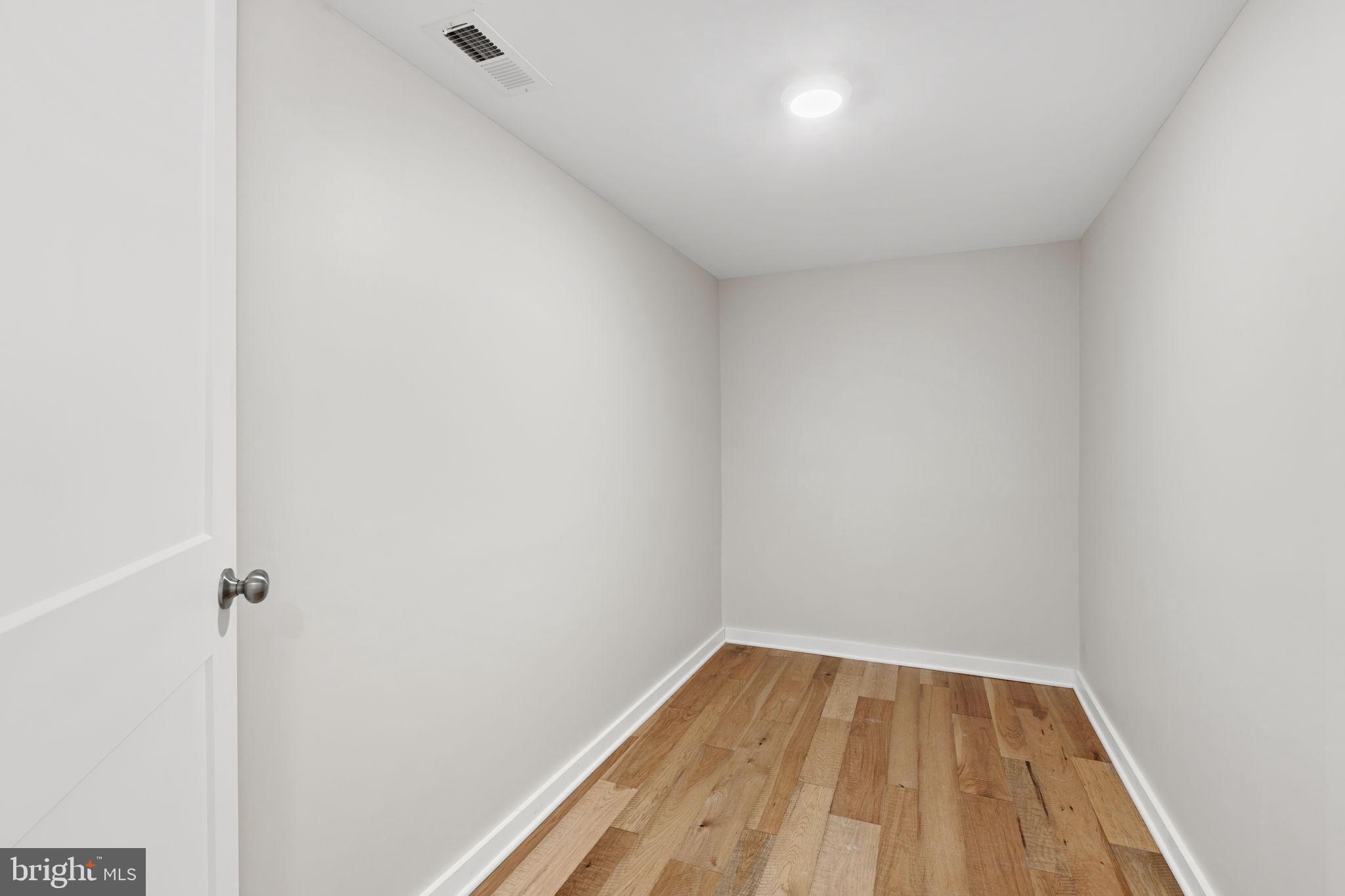 ST CLEMENTS WOOD - Residential