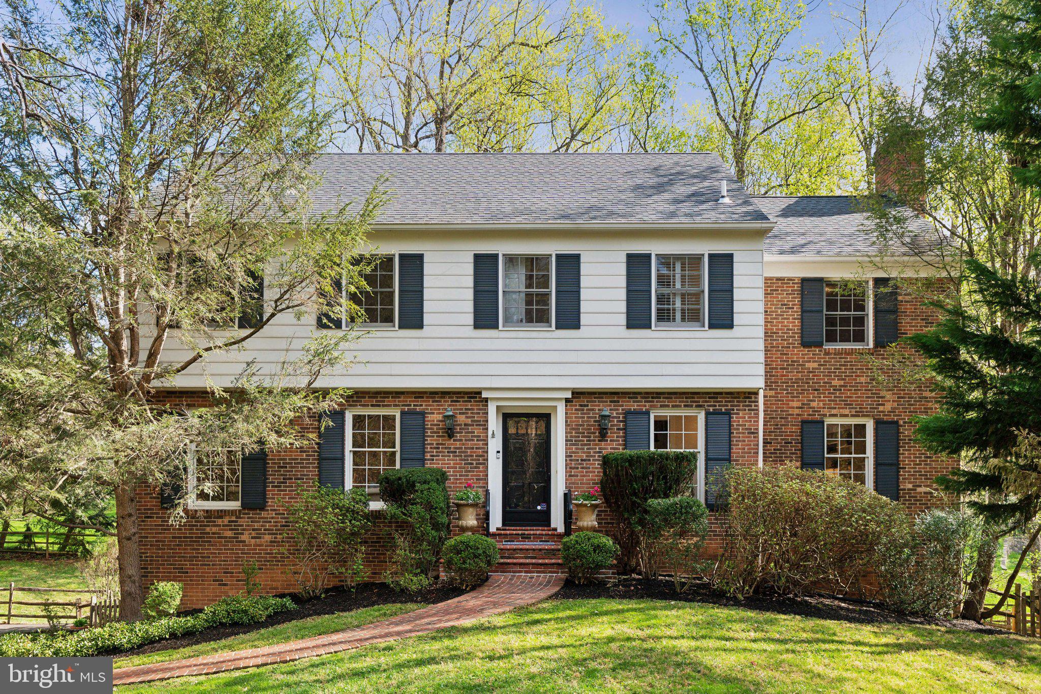 MCAULEY PARK - Residential