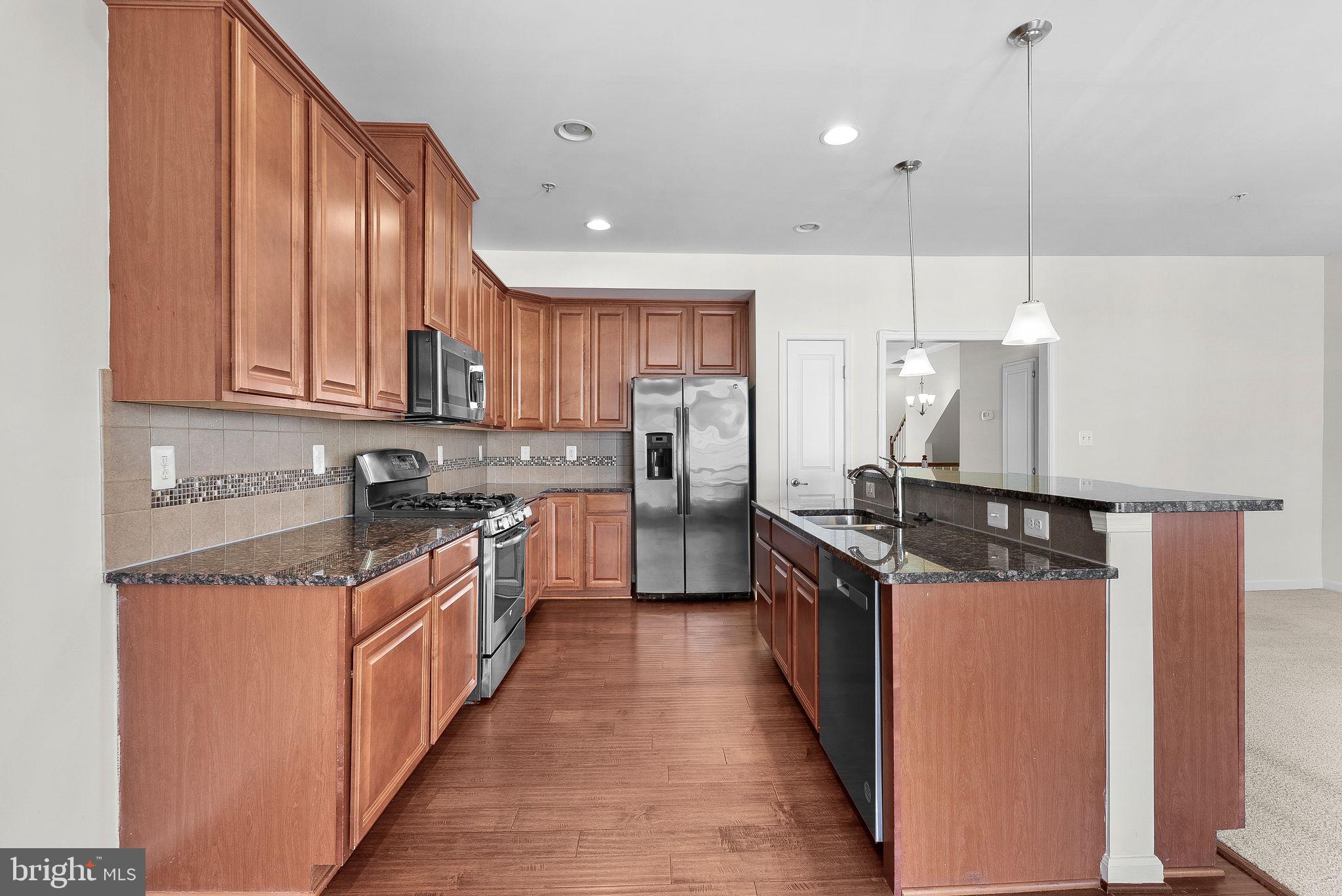MORLEY CORNER - Residential Lease
