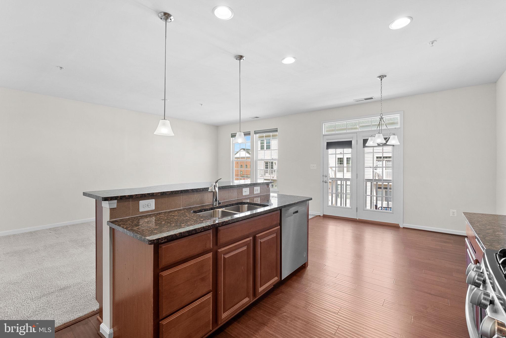 MORLEY CORNER - Residential Lease