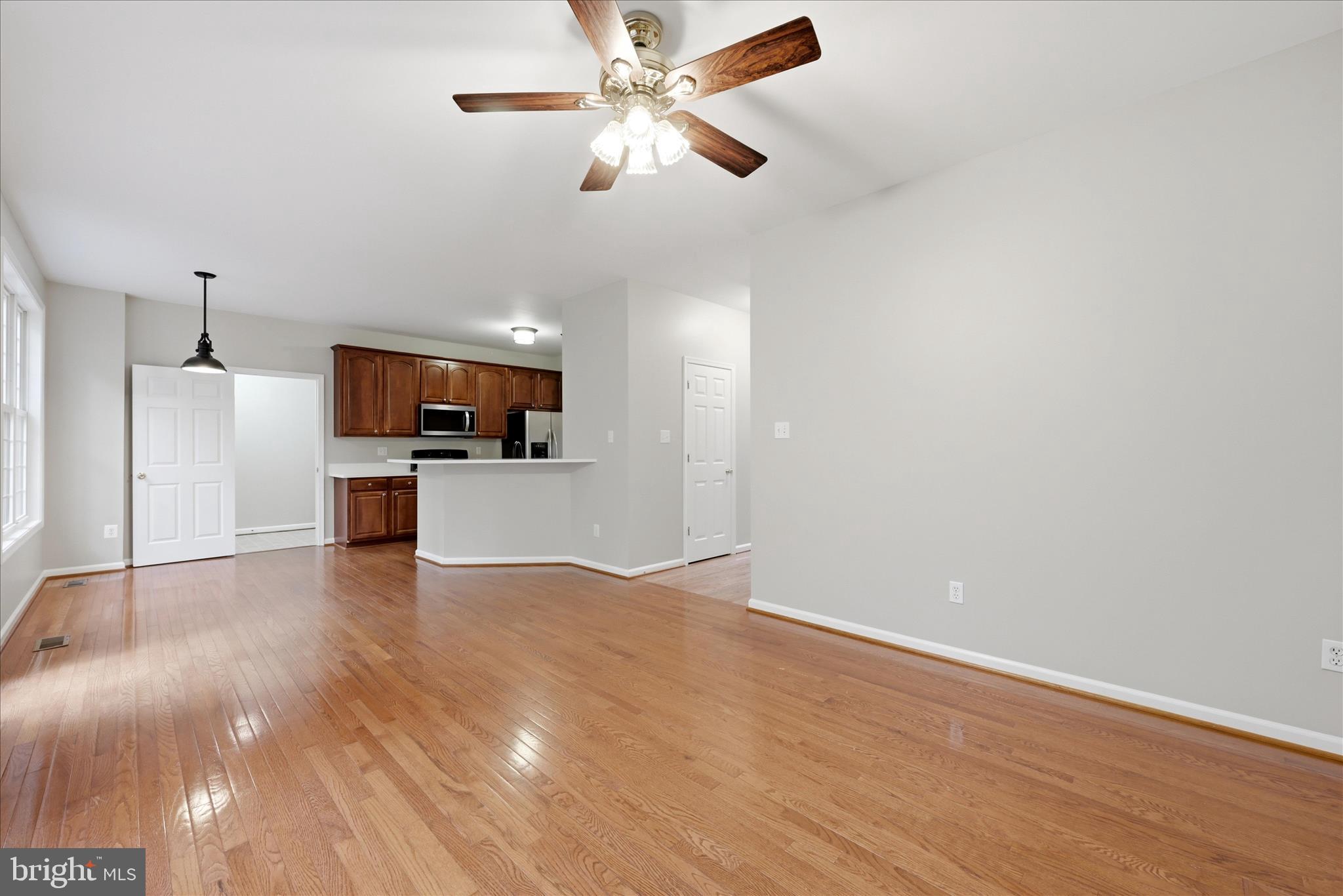 LAKE HOLIDAY ESTATES - Residential