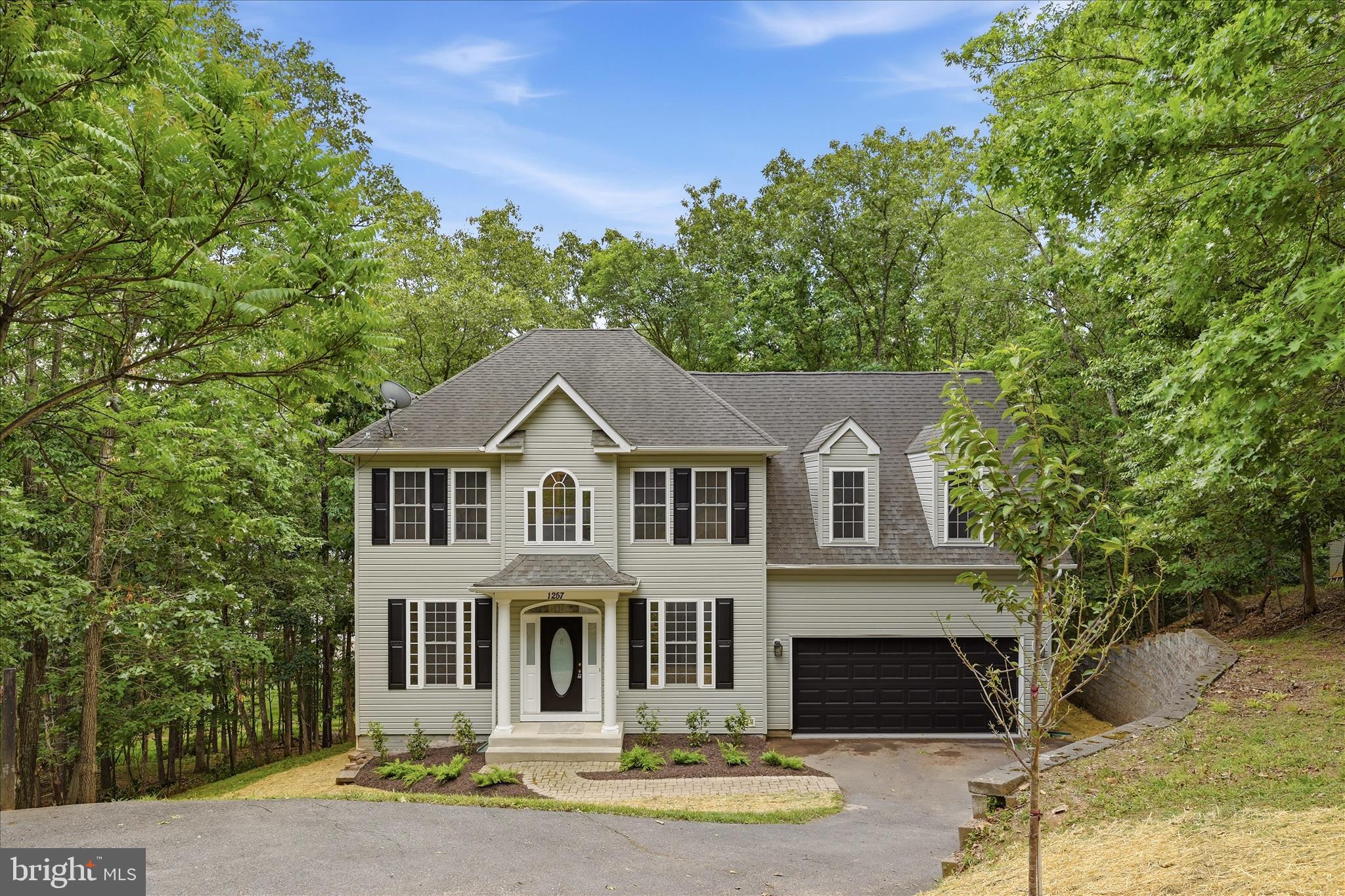 LAKE HOLIDAY ESTATES - Residential