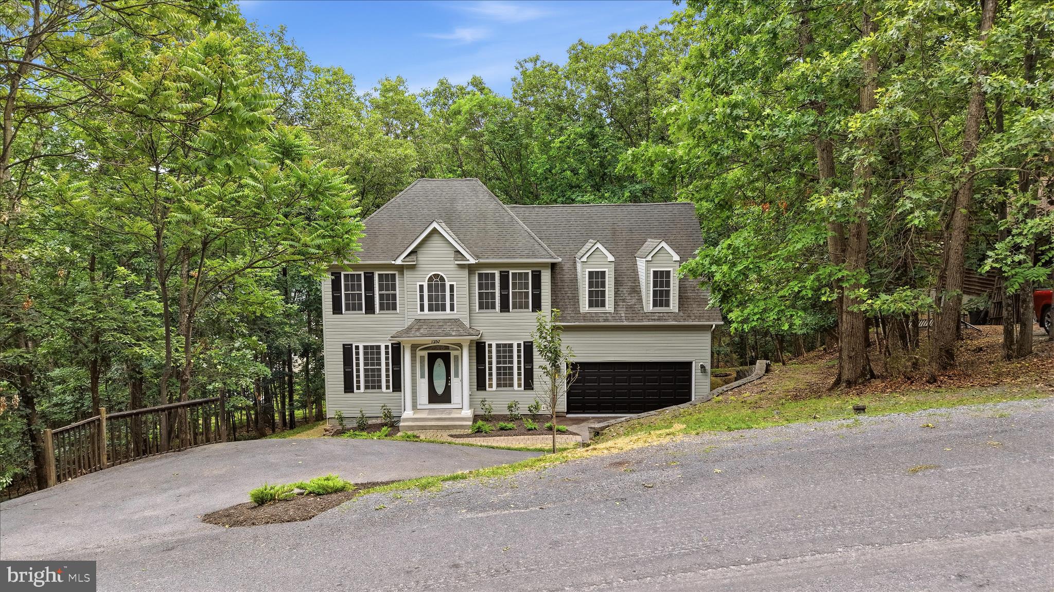 LAKE HOLIDAY ESTATES - Residential