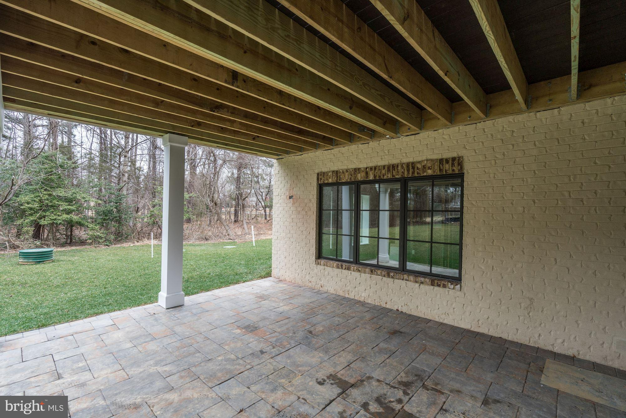 GLENDALE KNOLLS - Residential