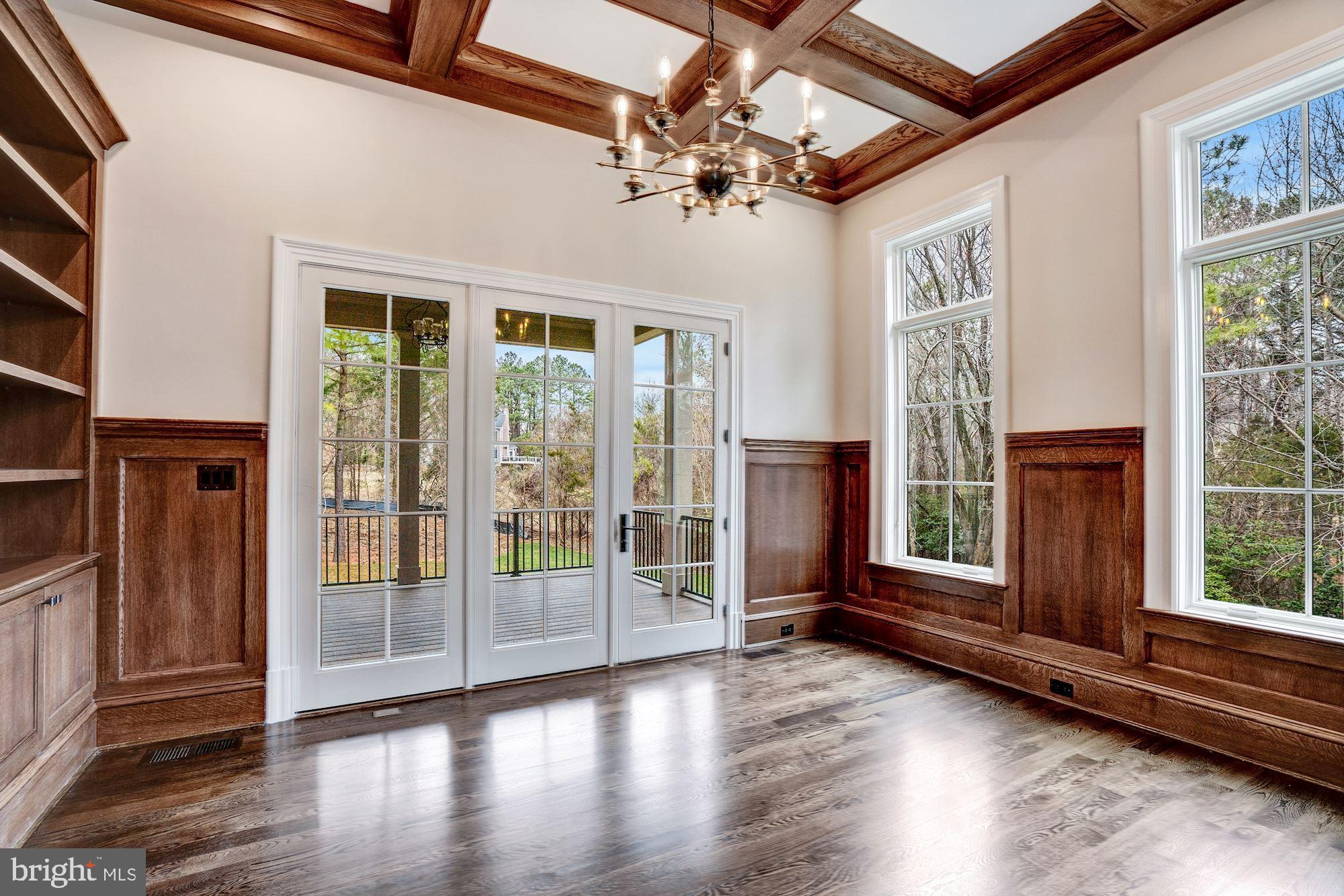 GLENDALE KNOLLS - Residential