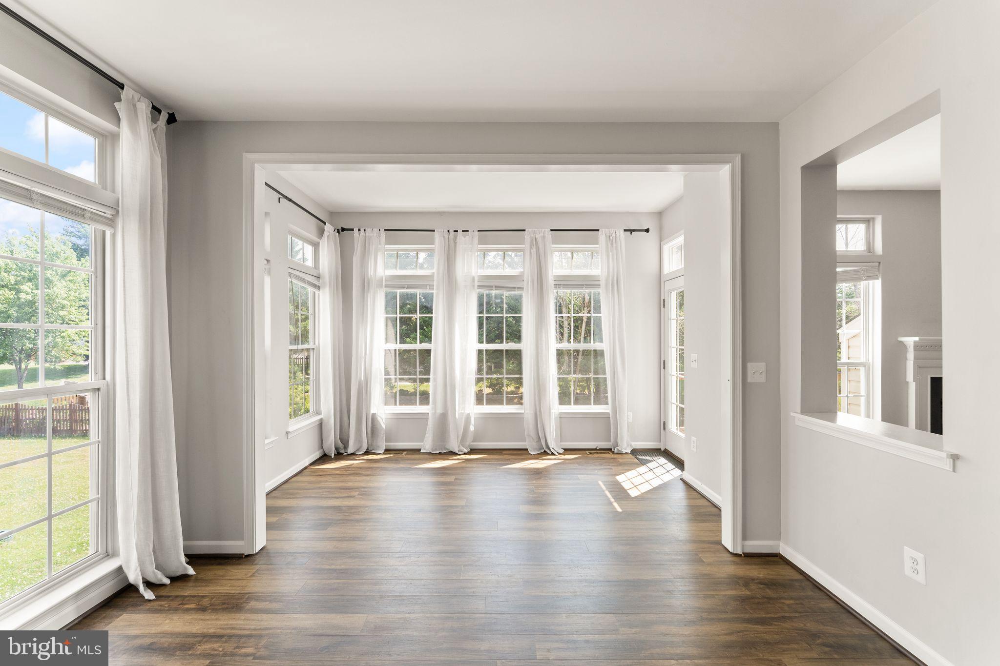 NEW TOWN MEADOWS - Residential