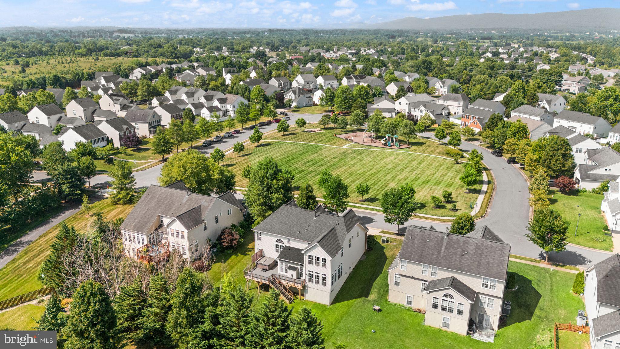 NEW TOWN MEADOWS - Residential