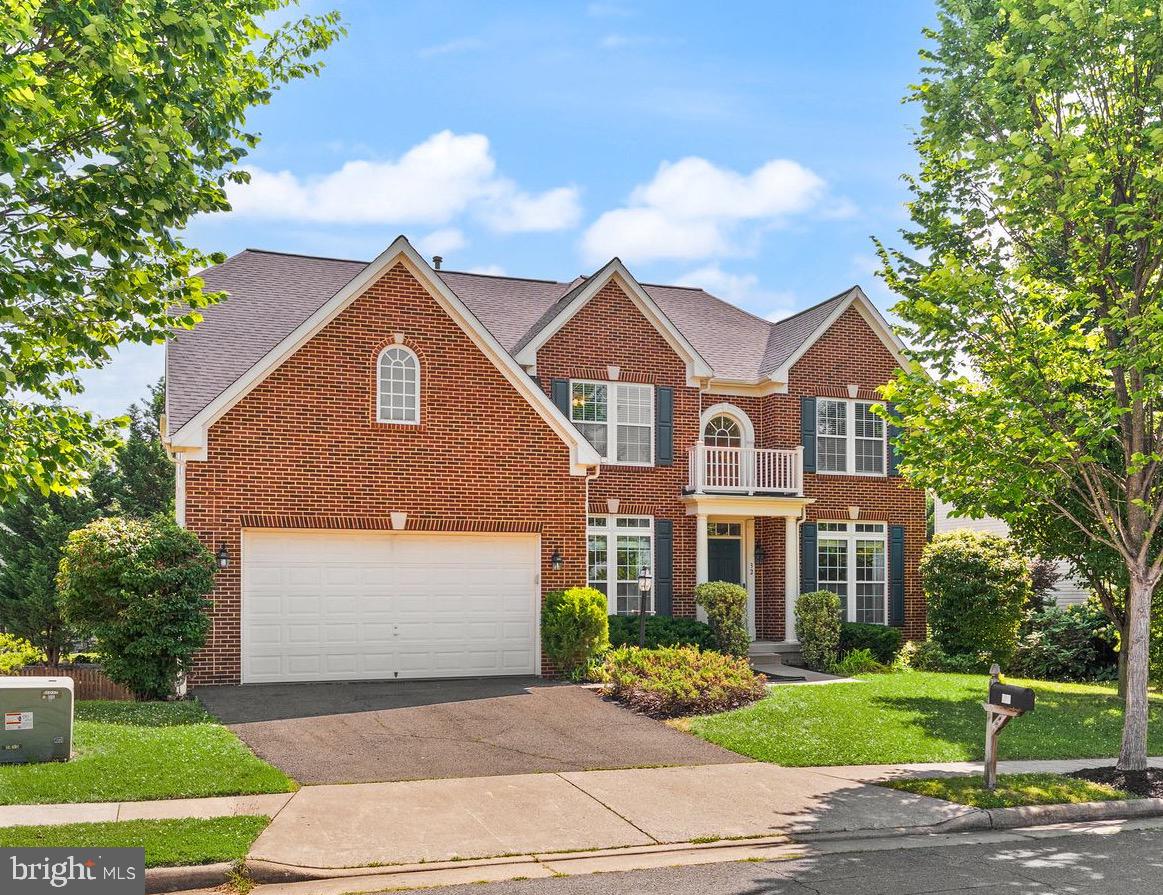 NEW TOWN MEADOWS - Residential
