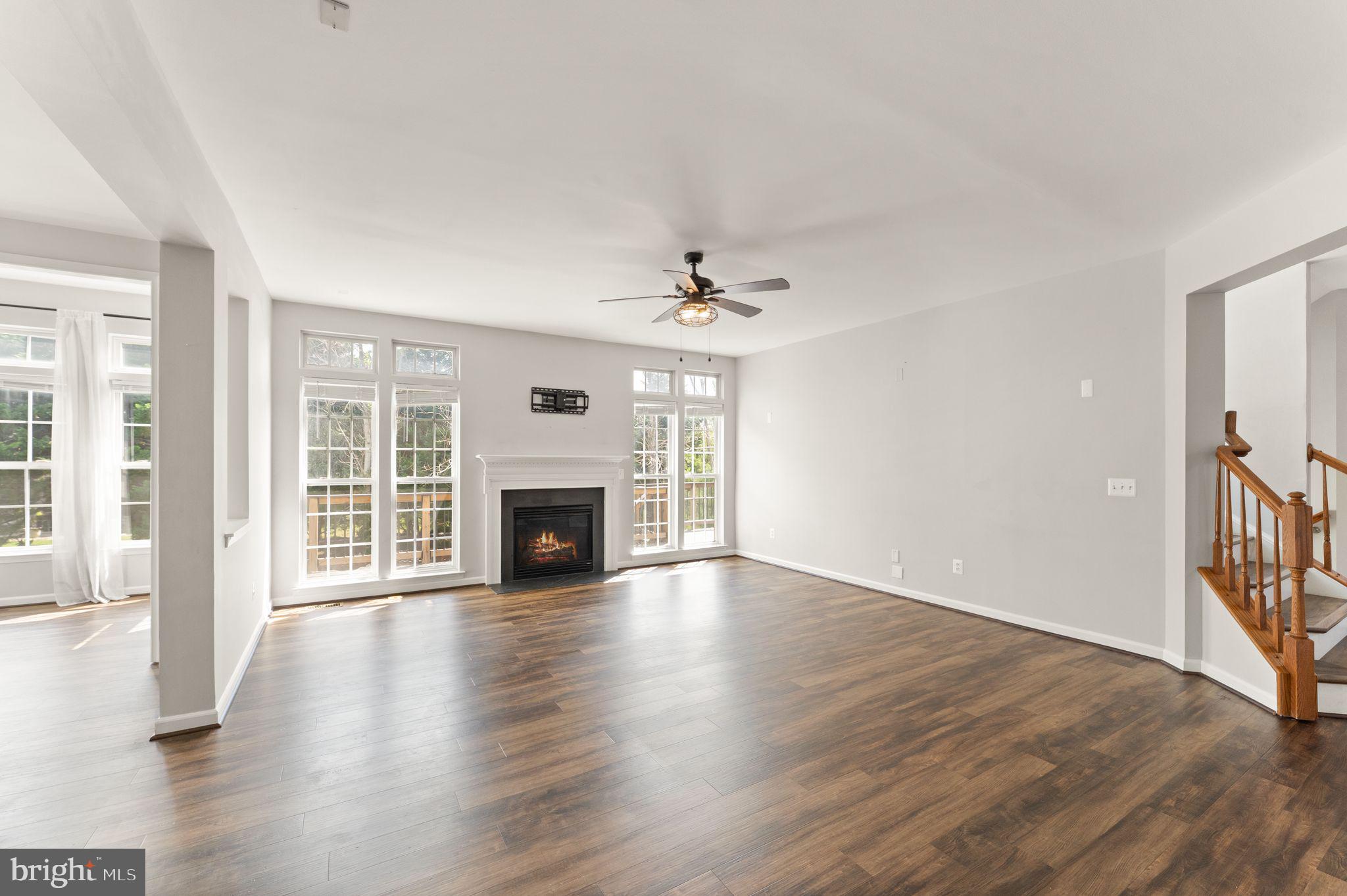 NEW TOWN MEADOWS - Residential