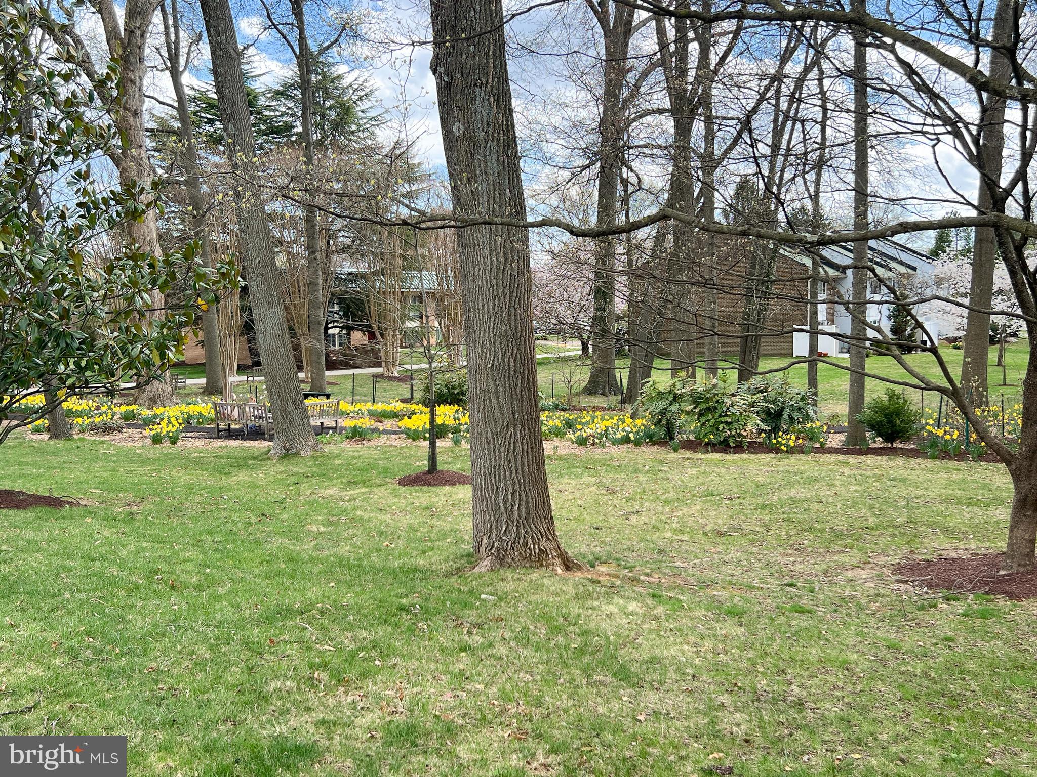 FAIRWAYS SOUTH - Residential