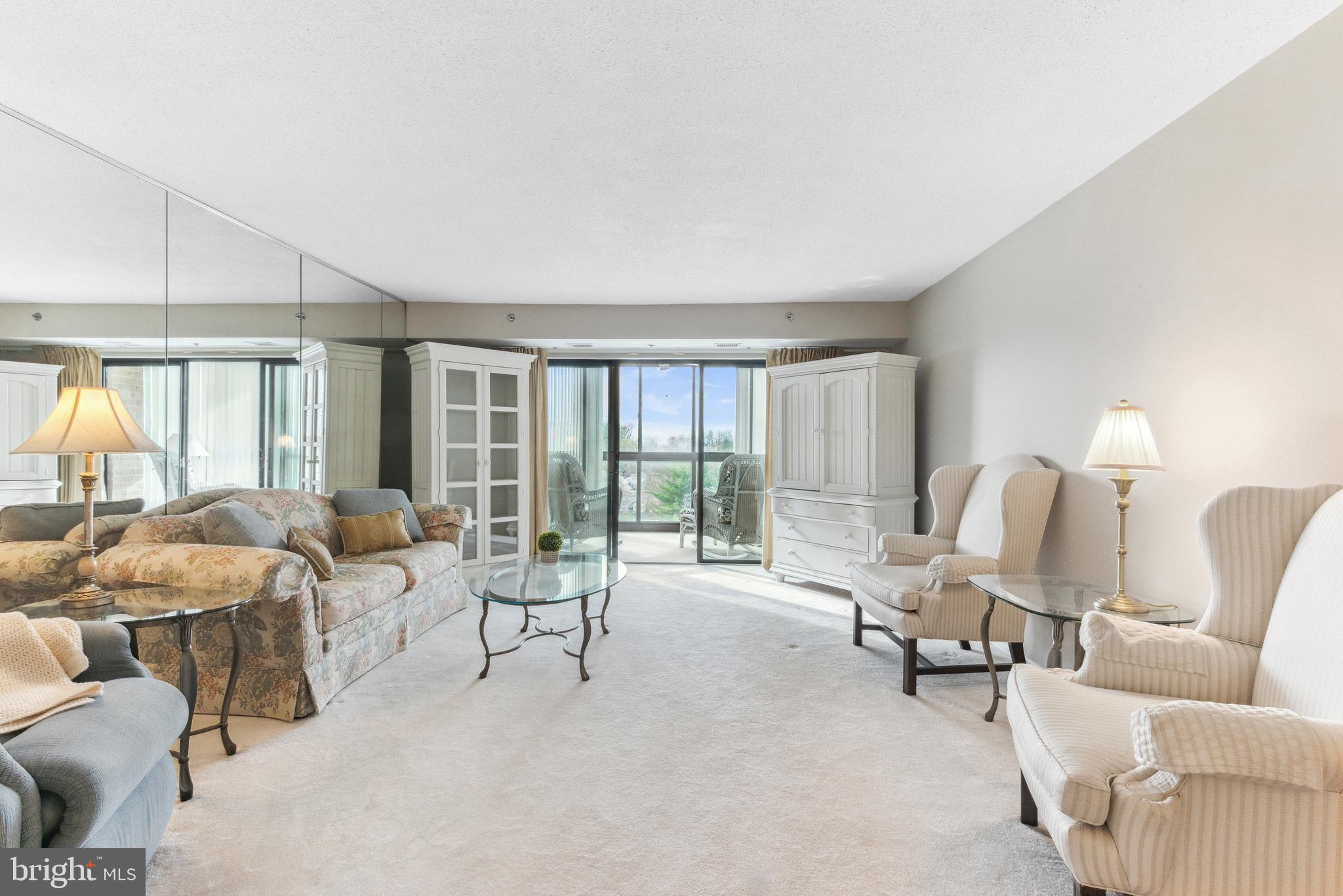 FAIRWAYS SOUTH - Residential