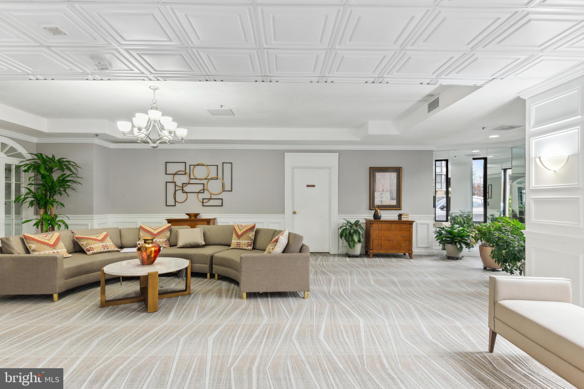 FAIRWAYS SOUTH - Residential