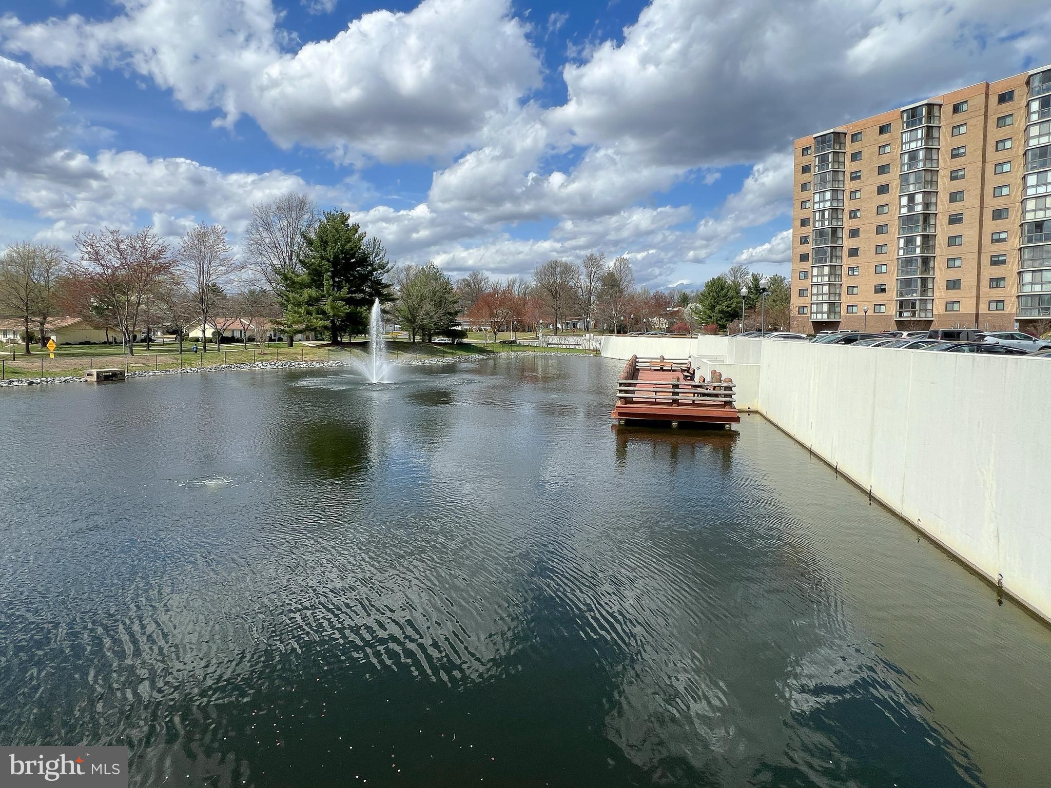 FAIRWAYS SOUTH - Residential