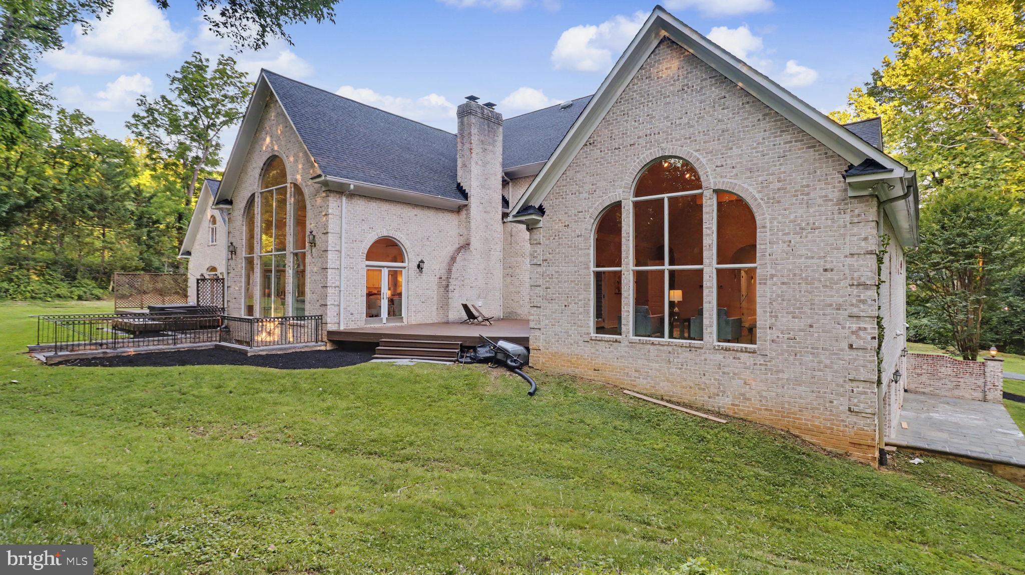 BANNOCKBURN HEIGHTS - Residential