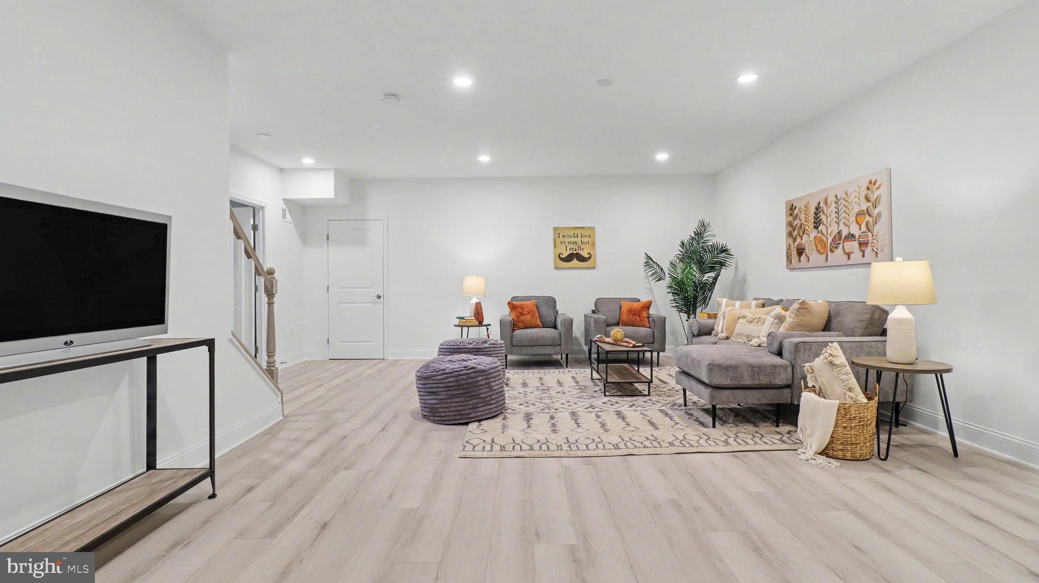 BANNOCKBURN HEIGHTS - Residential