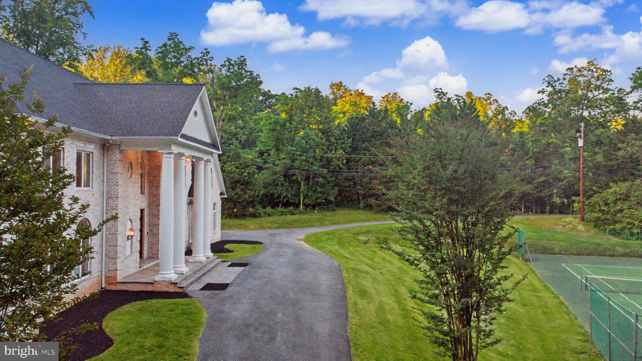 BANNOCKBURN HEIGHTS - Residential