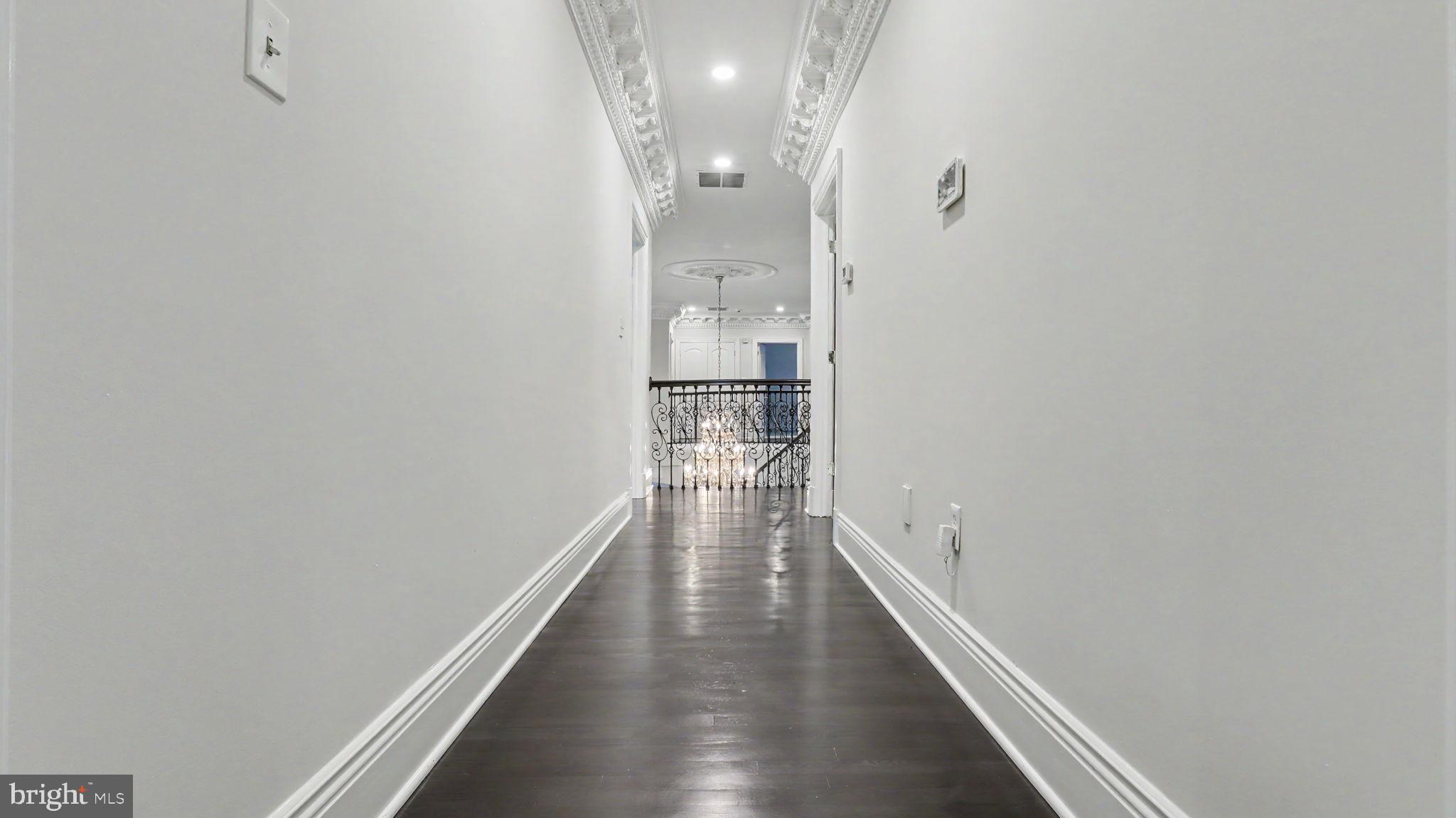 BANNOCKBURN HEIGHTS - Residential
