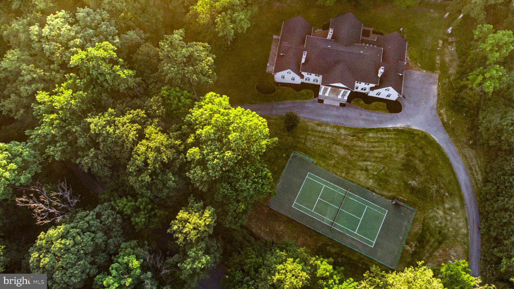 BANNOCKBURN HEIGHTS - Residential