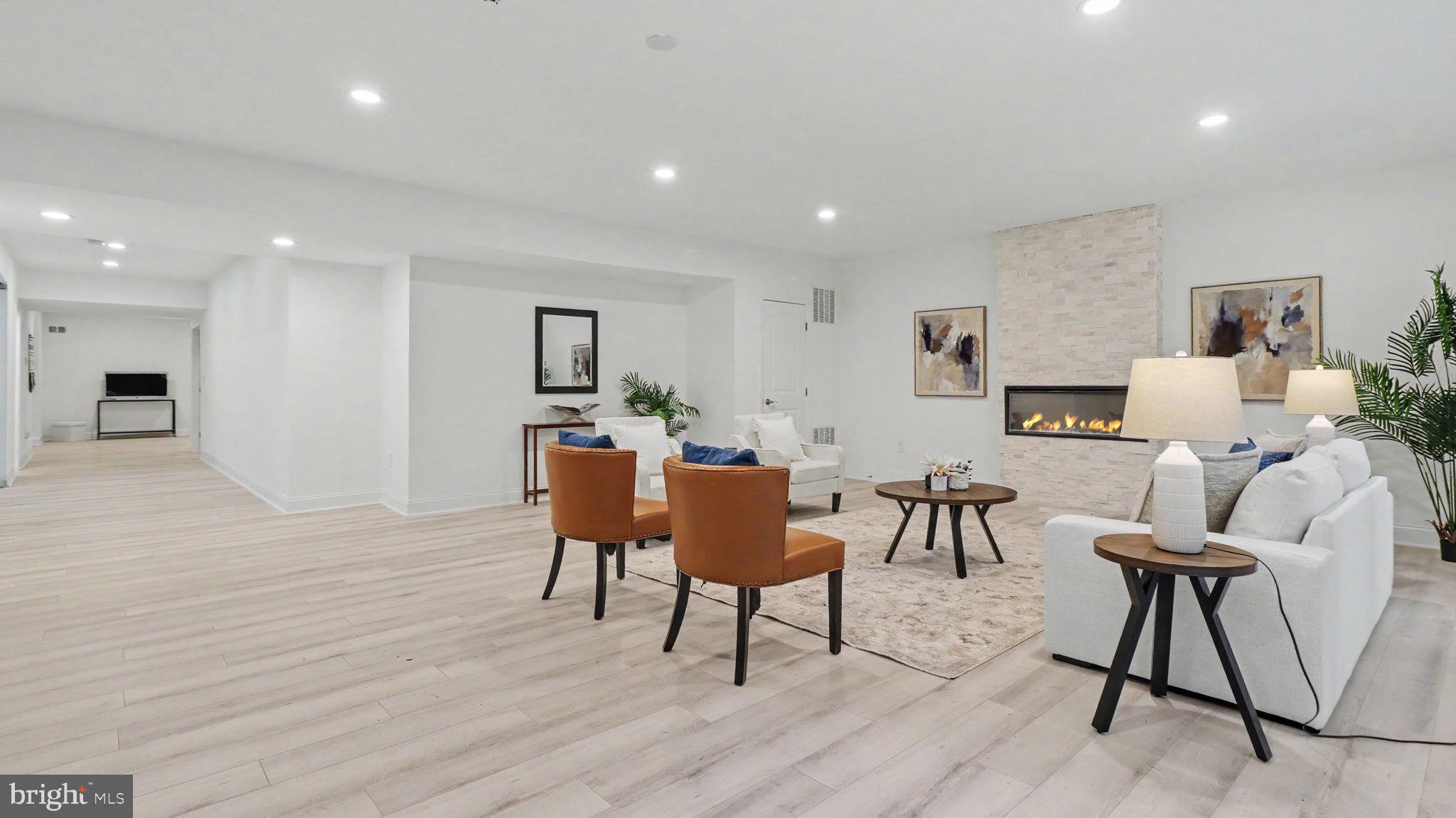 BANNOCKBURN HEIGHTS - Residential