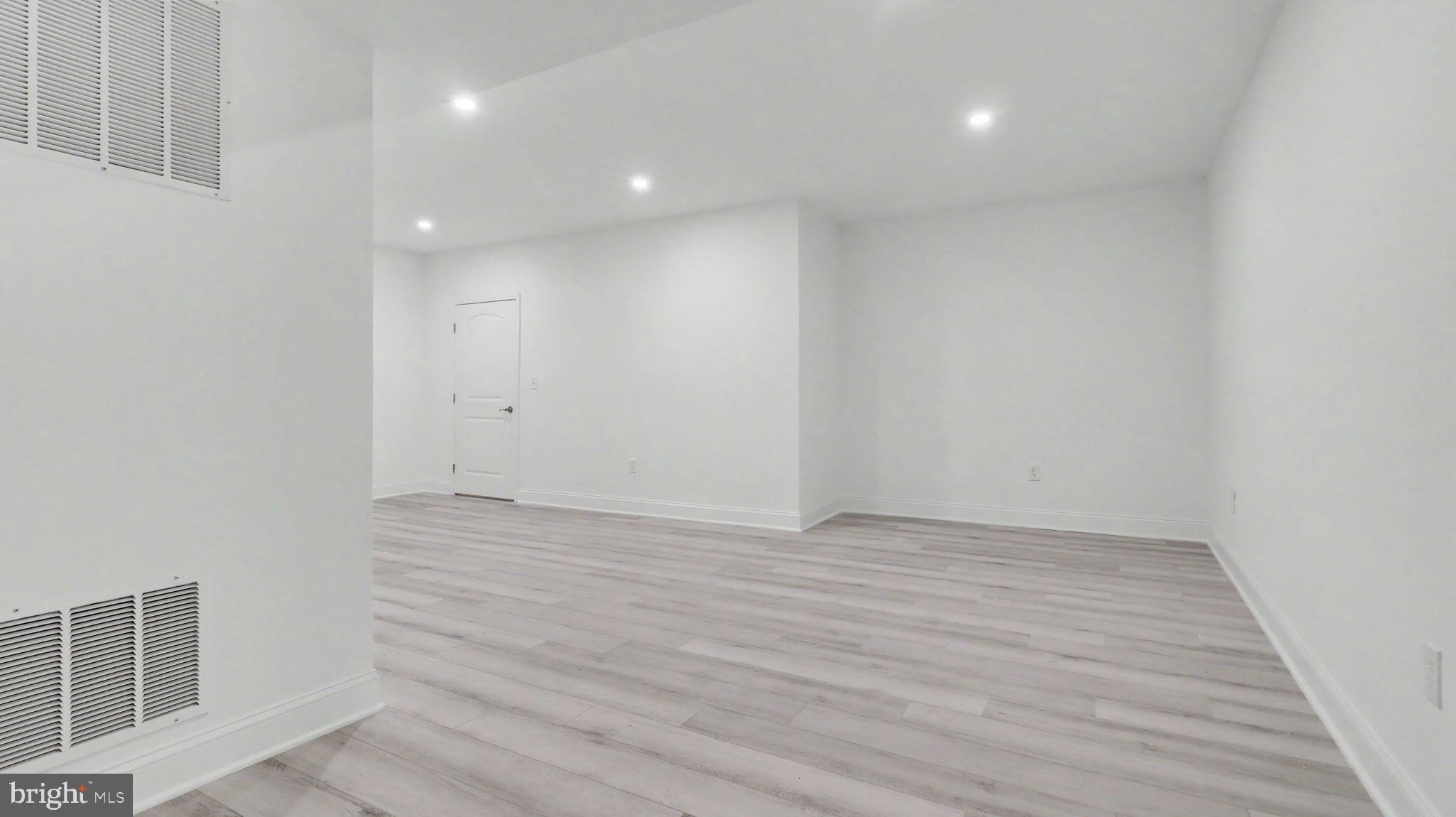 BANNOCKBURN HEIGHTS - Residential