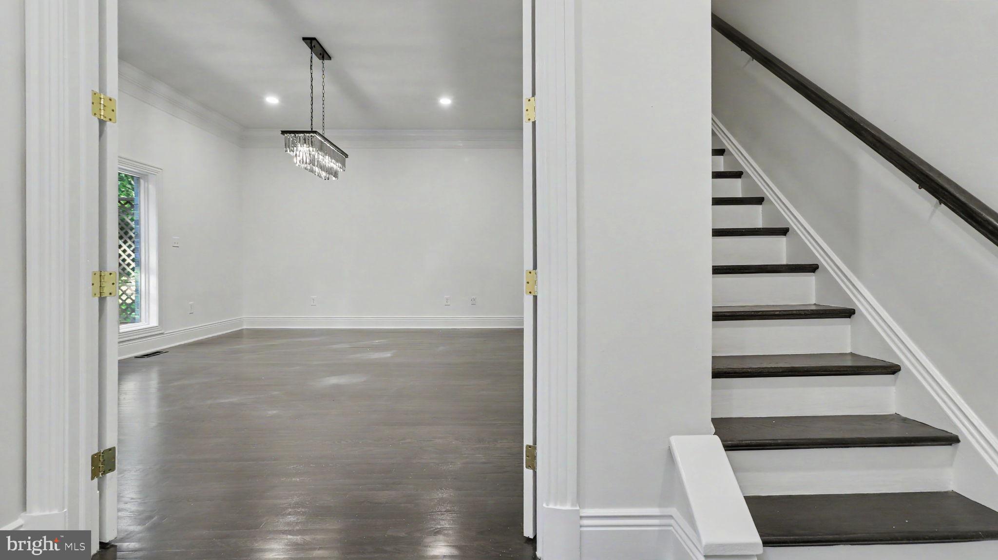 BANNOCKBURN HEIGHTS - Residential