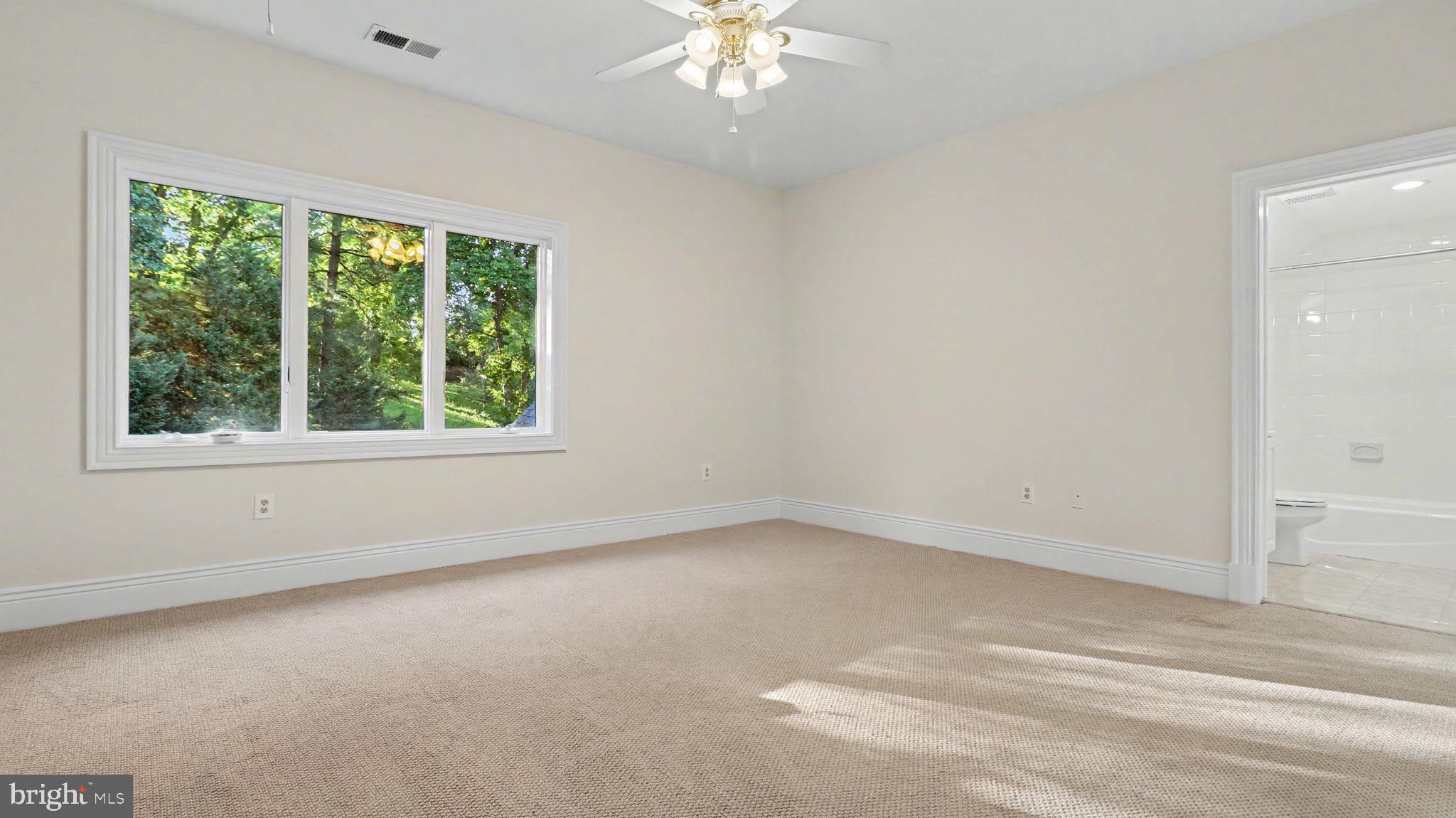 BANNOCKBURN HEIGHTS - Residential