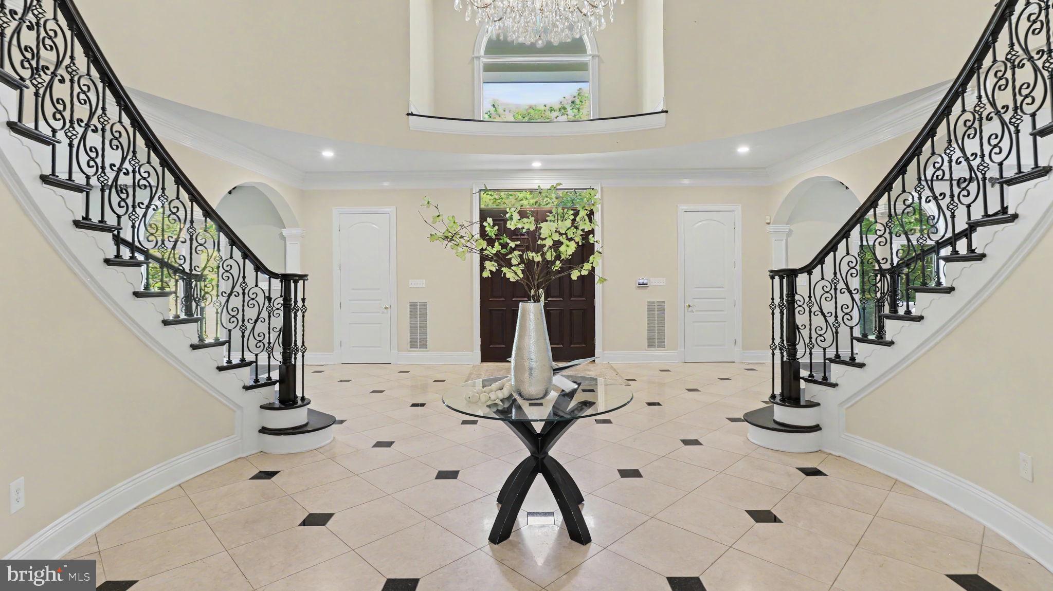 BANNOCKBURN HEIGHTS - Residential