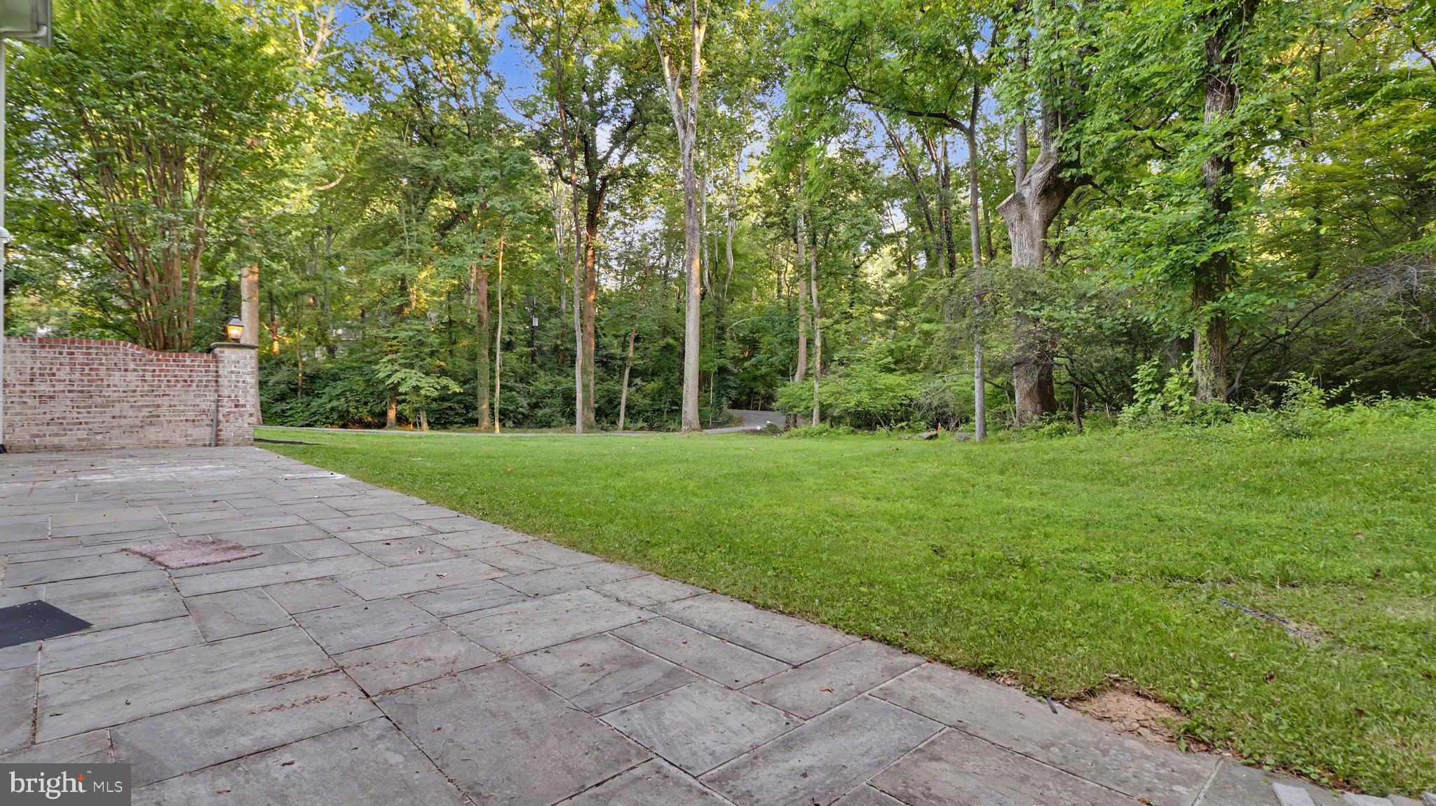 BANNOCKBURN HEIGHTS - Residential