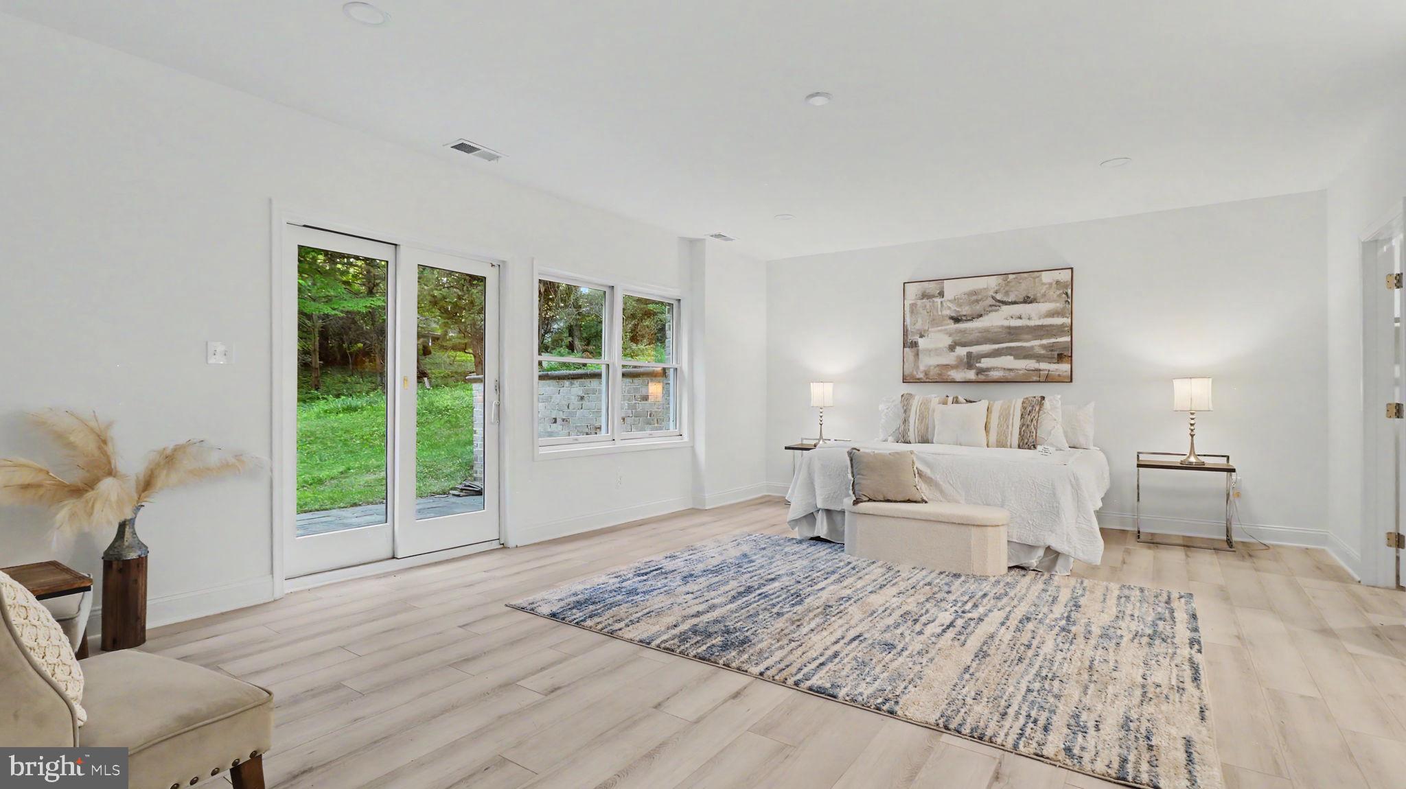 BANNOCKBURN HEIGHTS - Residential