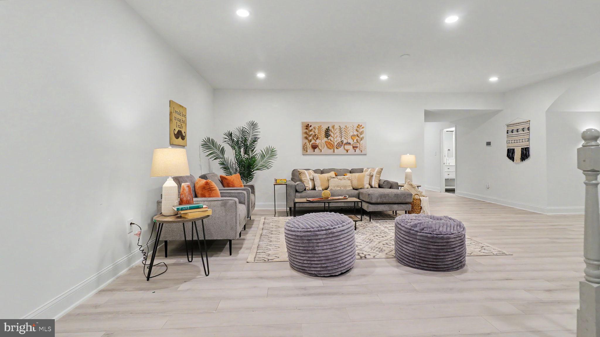 BANNOCKBURN HEIGHTS - Residential