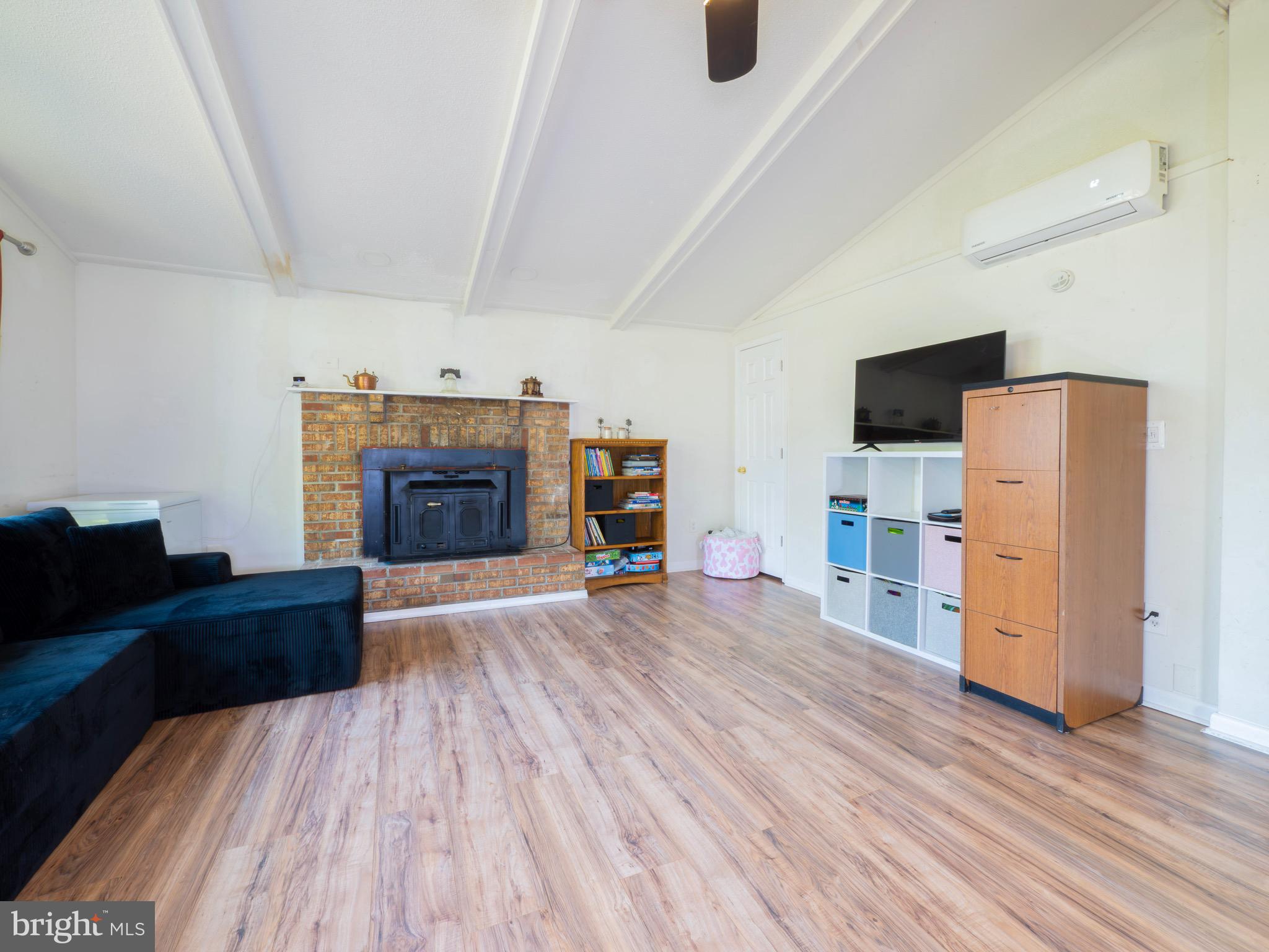 SKYLAND ESTATES - Residential