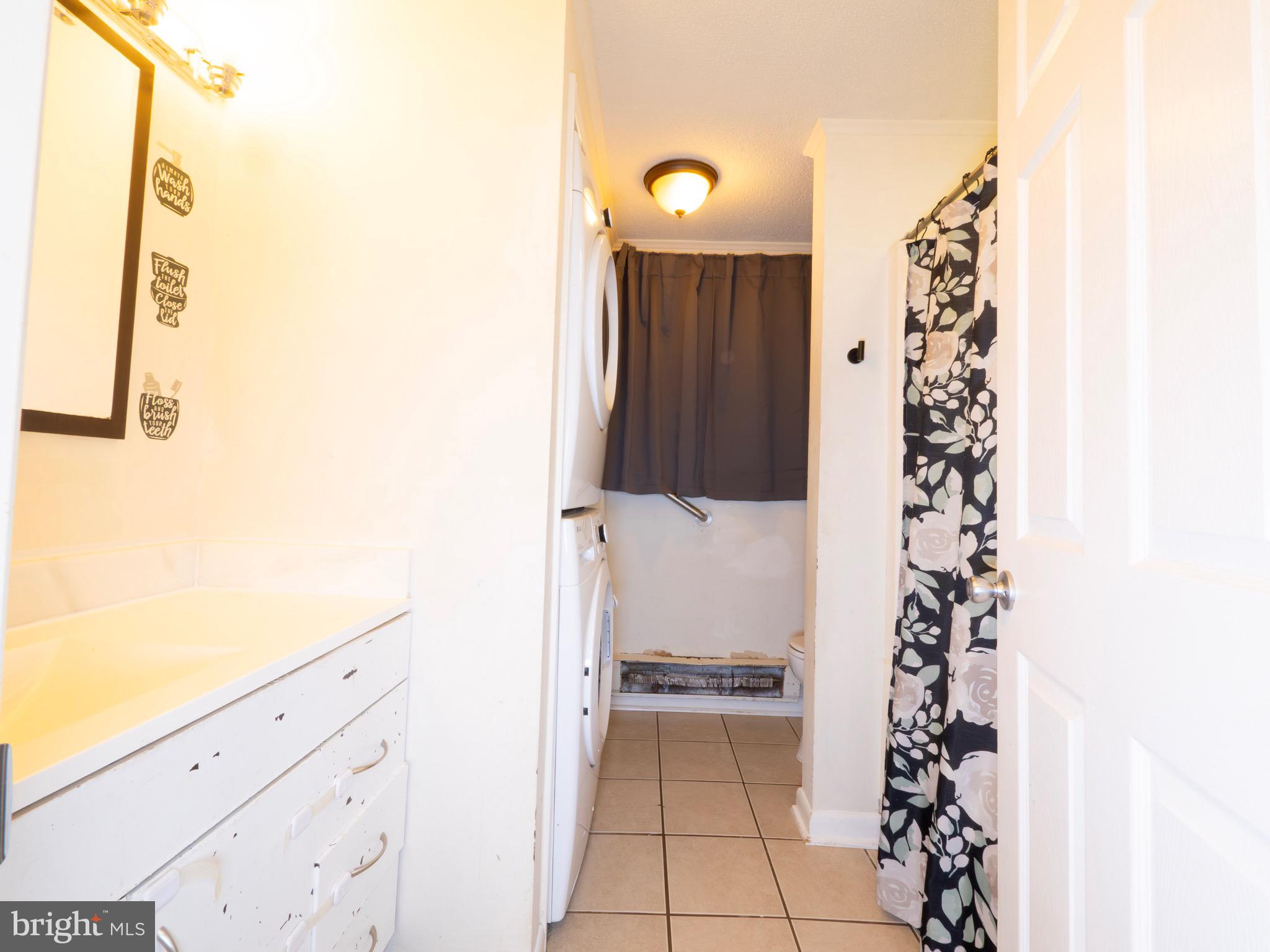 SKYLAND ESTATES - Residential